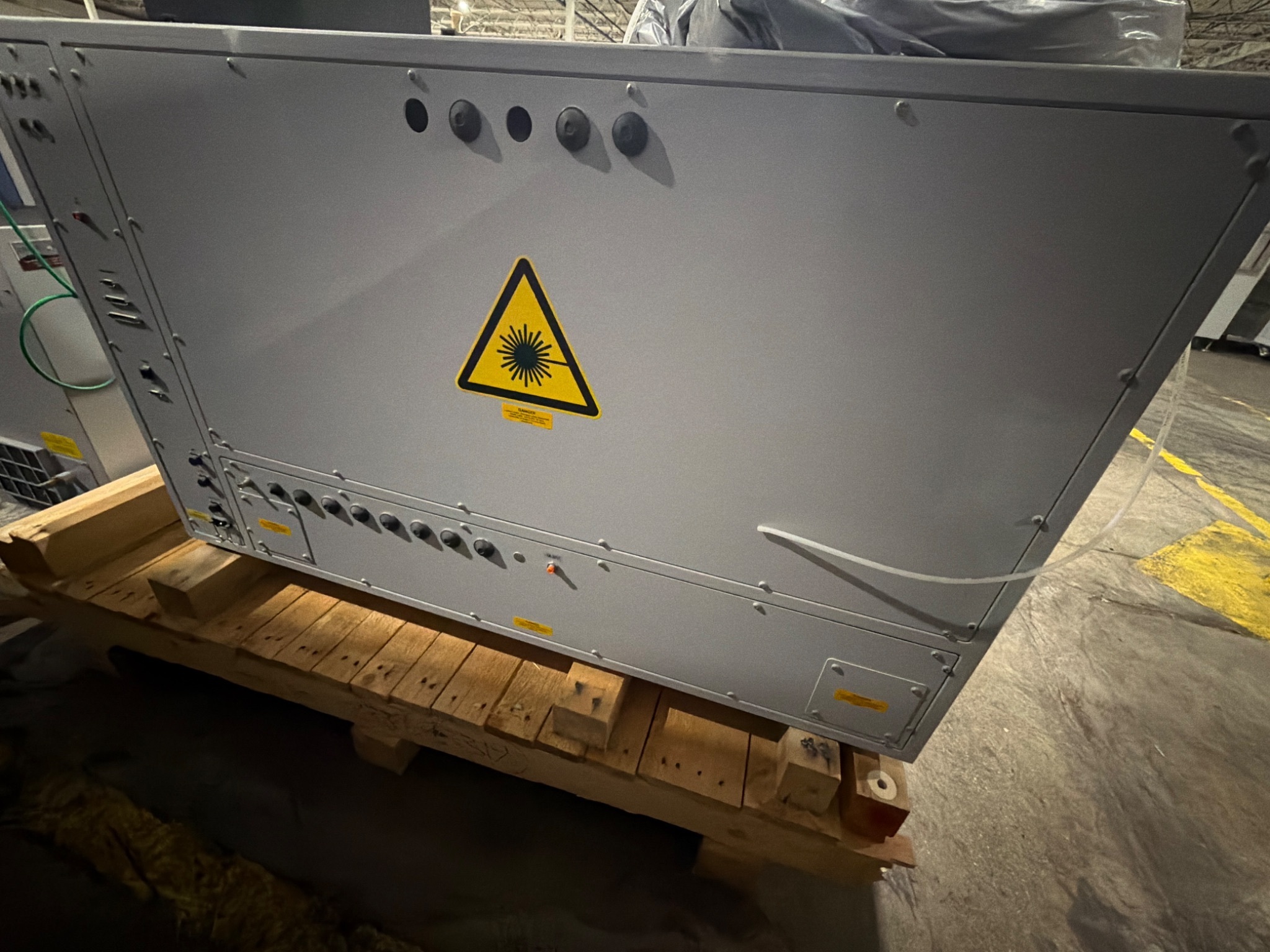 MIYACHI UNITEK LW150A Laser Welding System USED 14