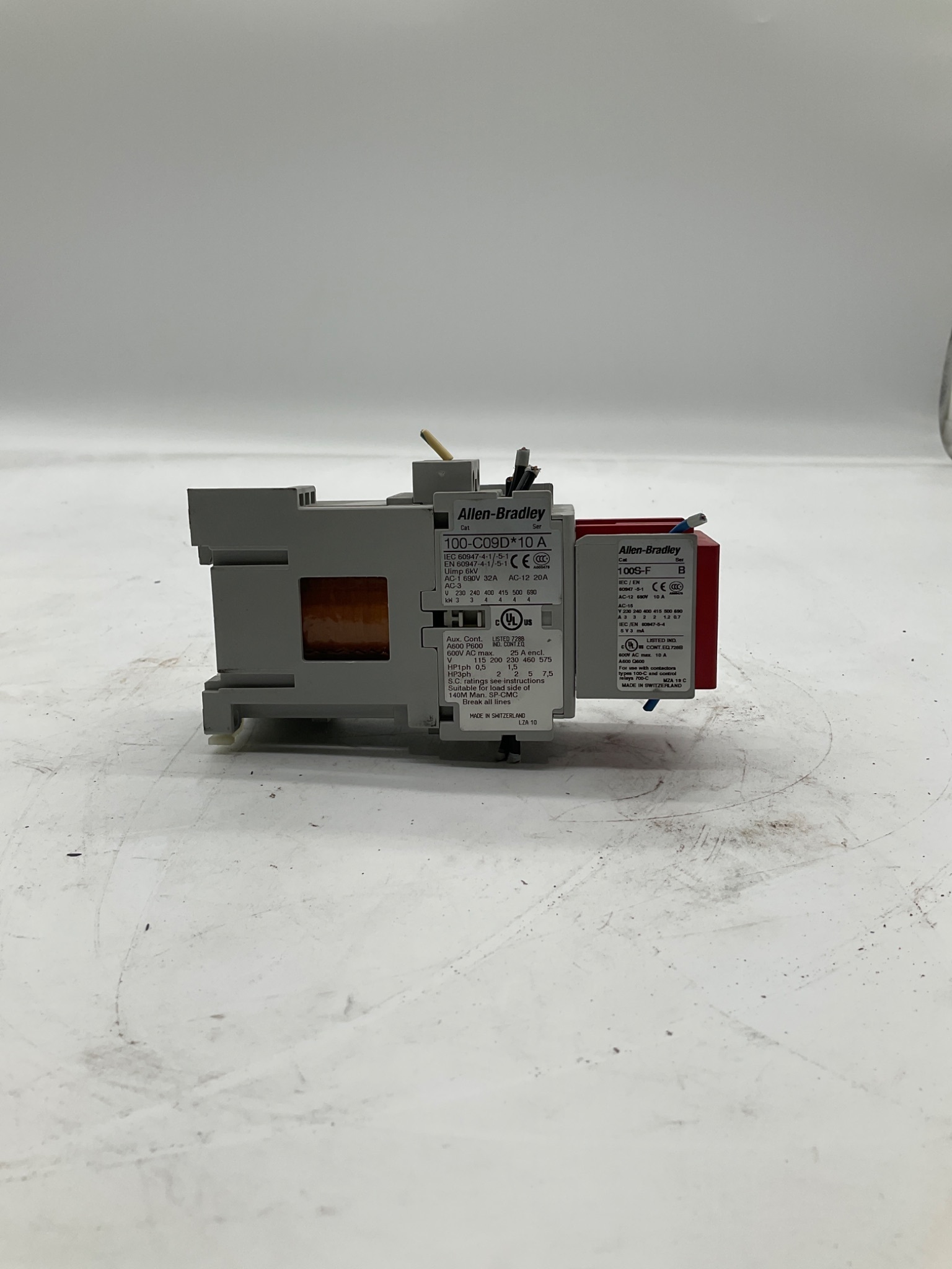ALLEN-BRADLEY 100-C09D*10/A Contactor w/ 100-S-F/B Side Mounted Auxiliary Contact USED 0