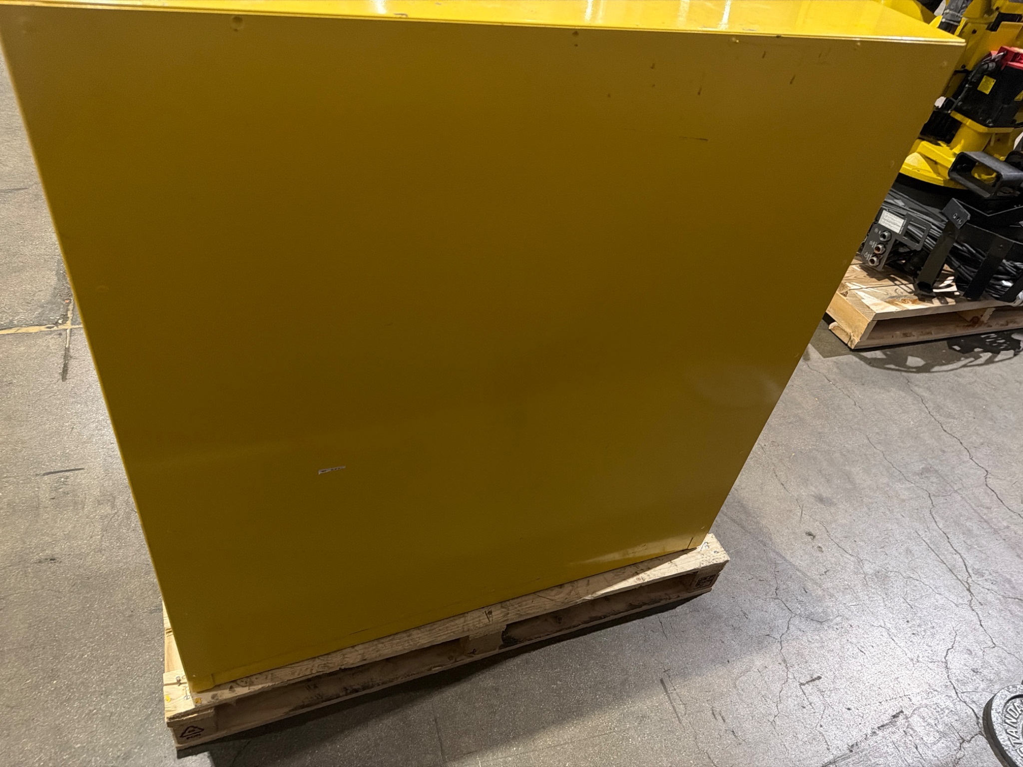 EAGLE 1932 Flammable Liquid Safety Storage Cabinet USED 3