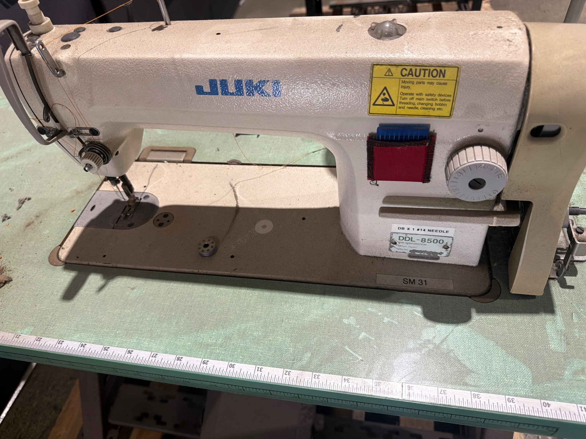JUKI DDL-8500 Straight Stitch Industrial Sewing Machine USED 0