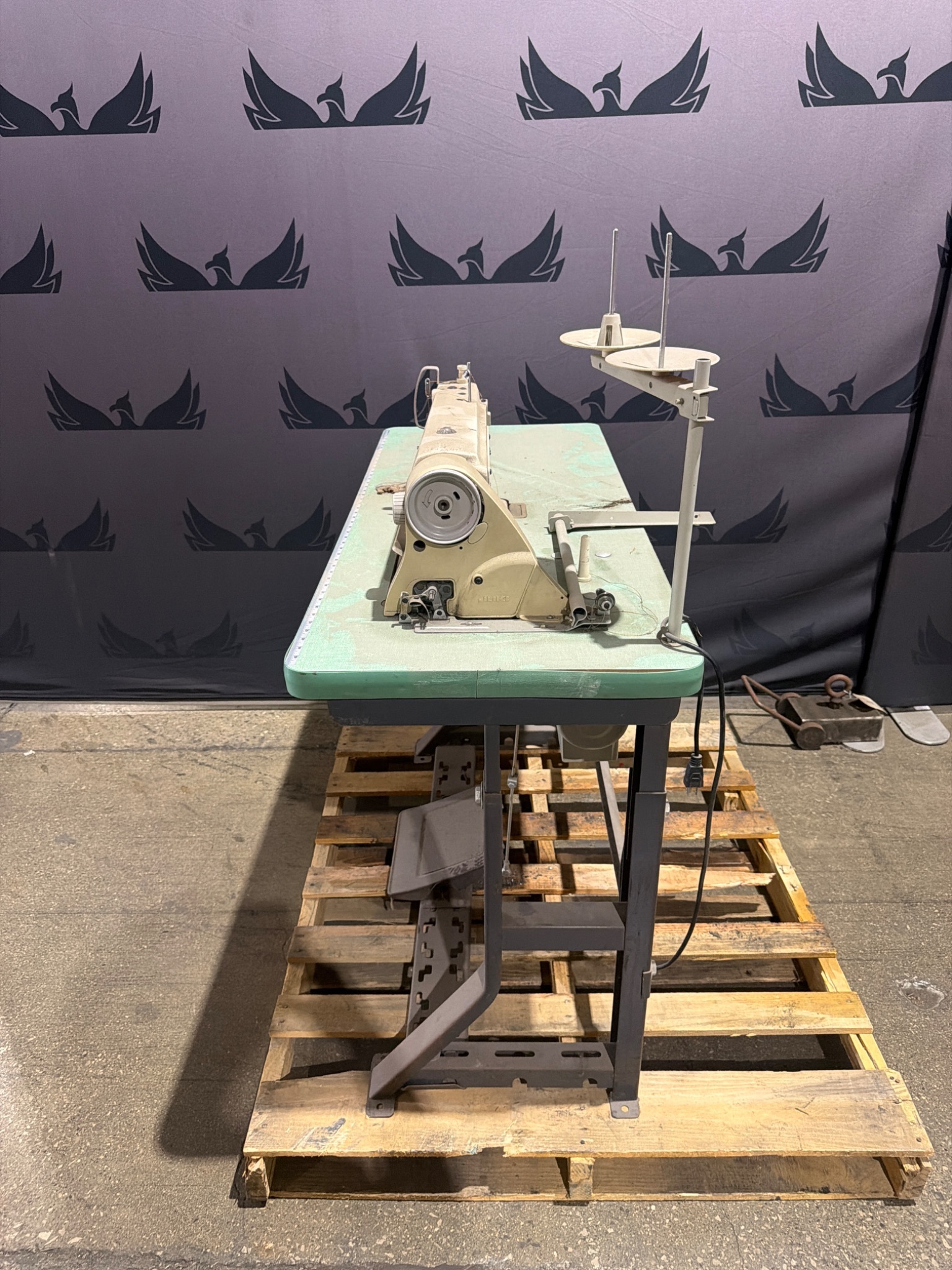 JUKI DDL-8500 Straight Stitch Industrial Sewing Machine USED 1