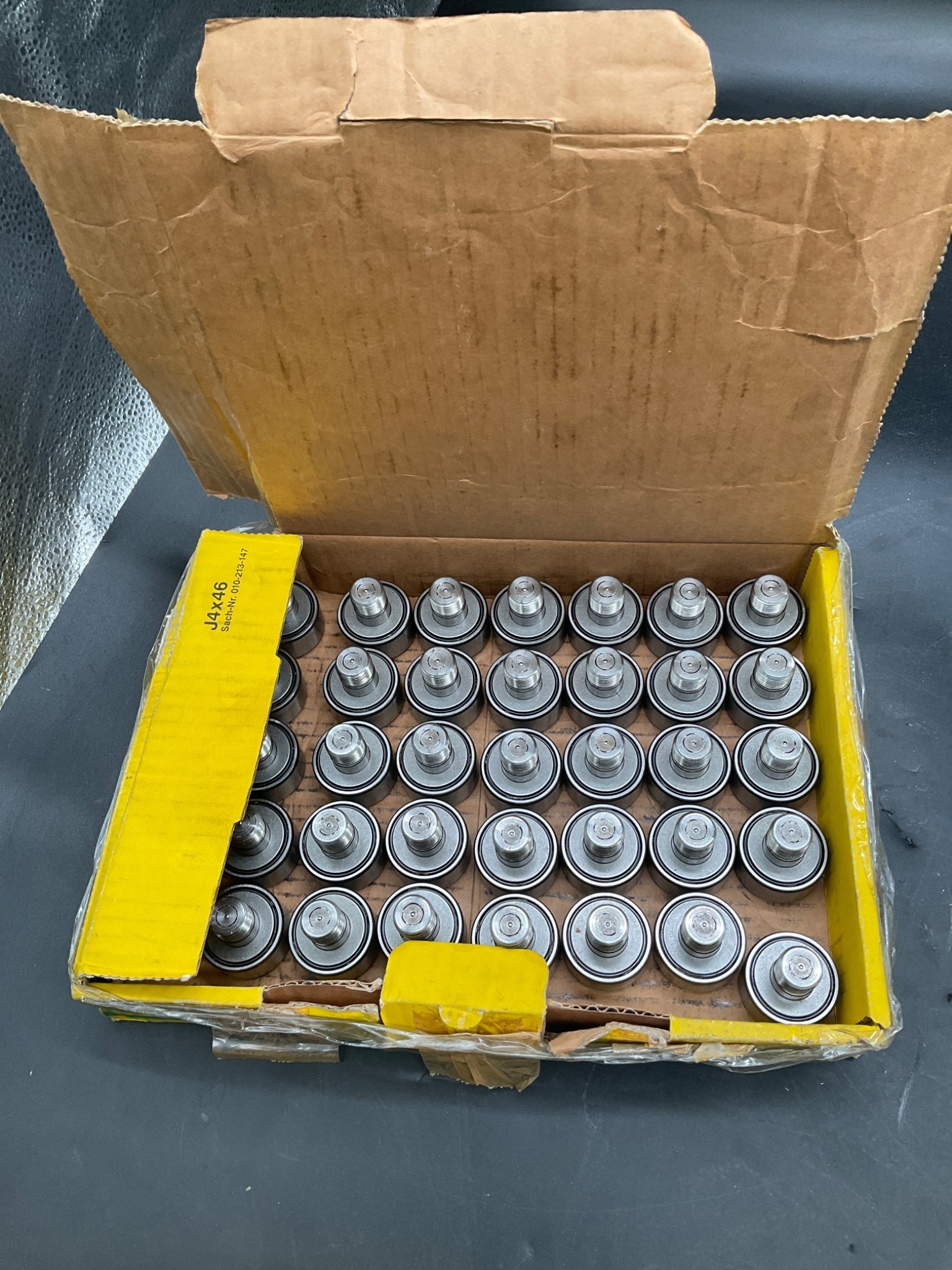 INA F-213790.01 KRV Cam Follower Track Roller NEW 0