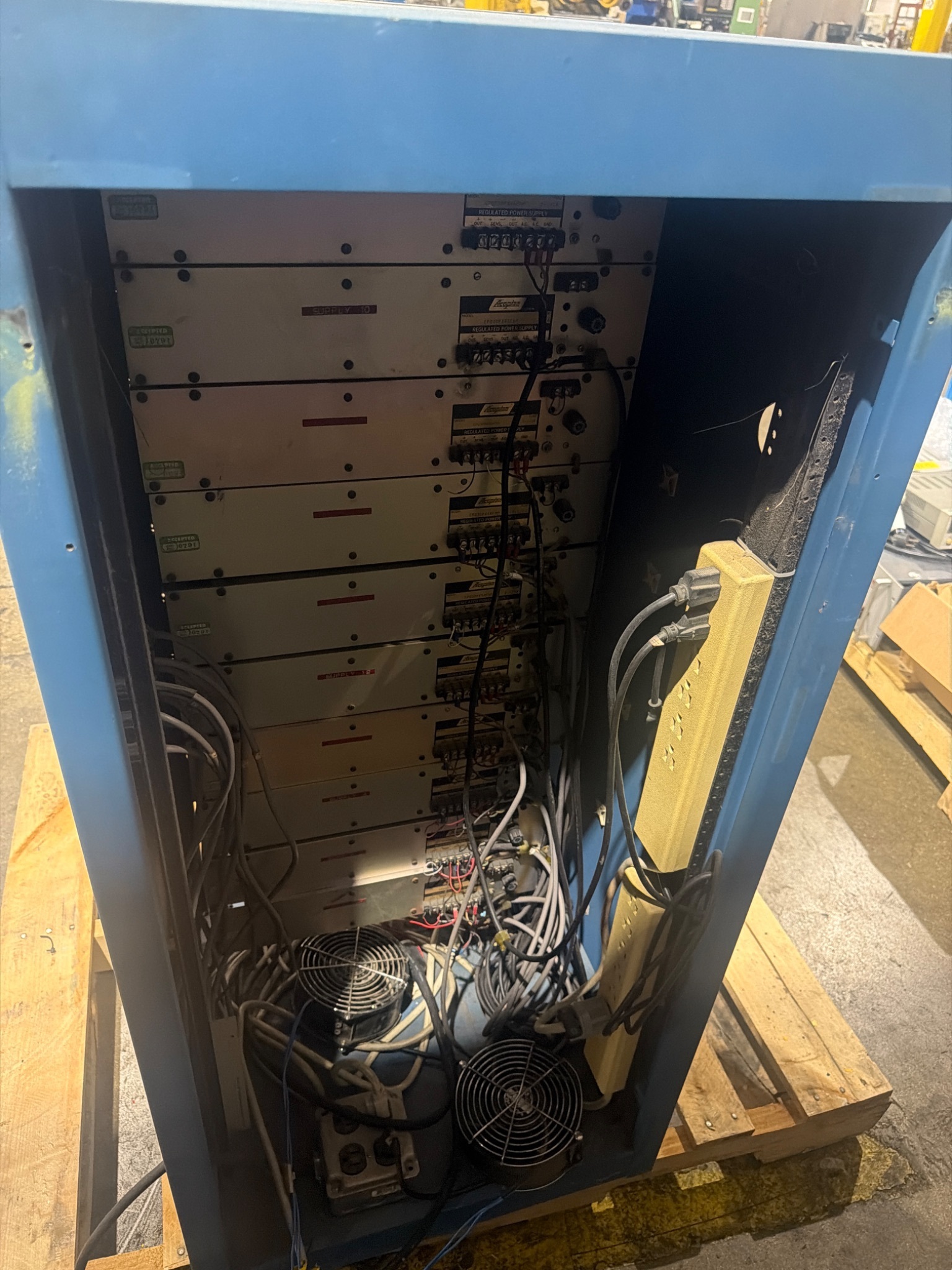 ACOPIAN EPOP30PX4AFHP Modular Power Supply Cabinet (10 Units Installed) USED 2