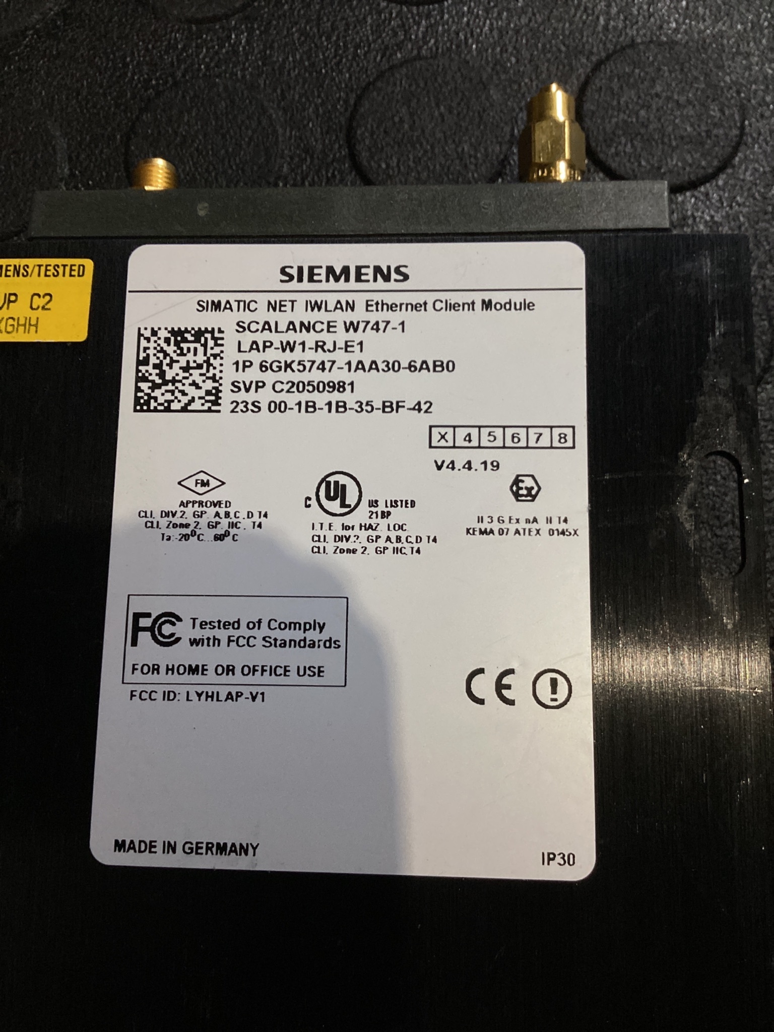 SIEMENS 6GK5747-1AA30-6AB0 SCALANCE W747-1 WLAN Client Module USED 4