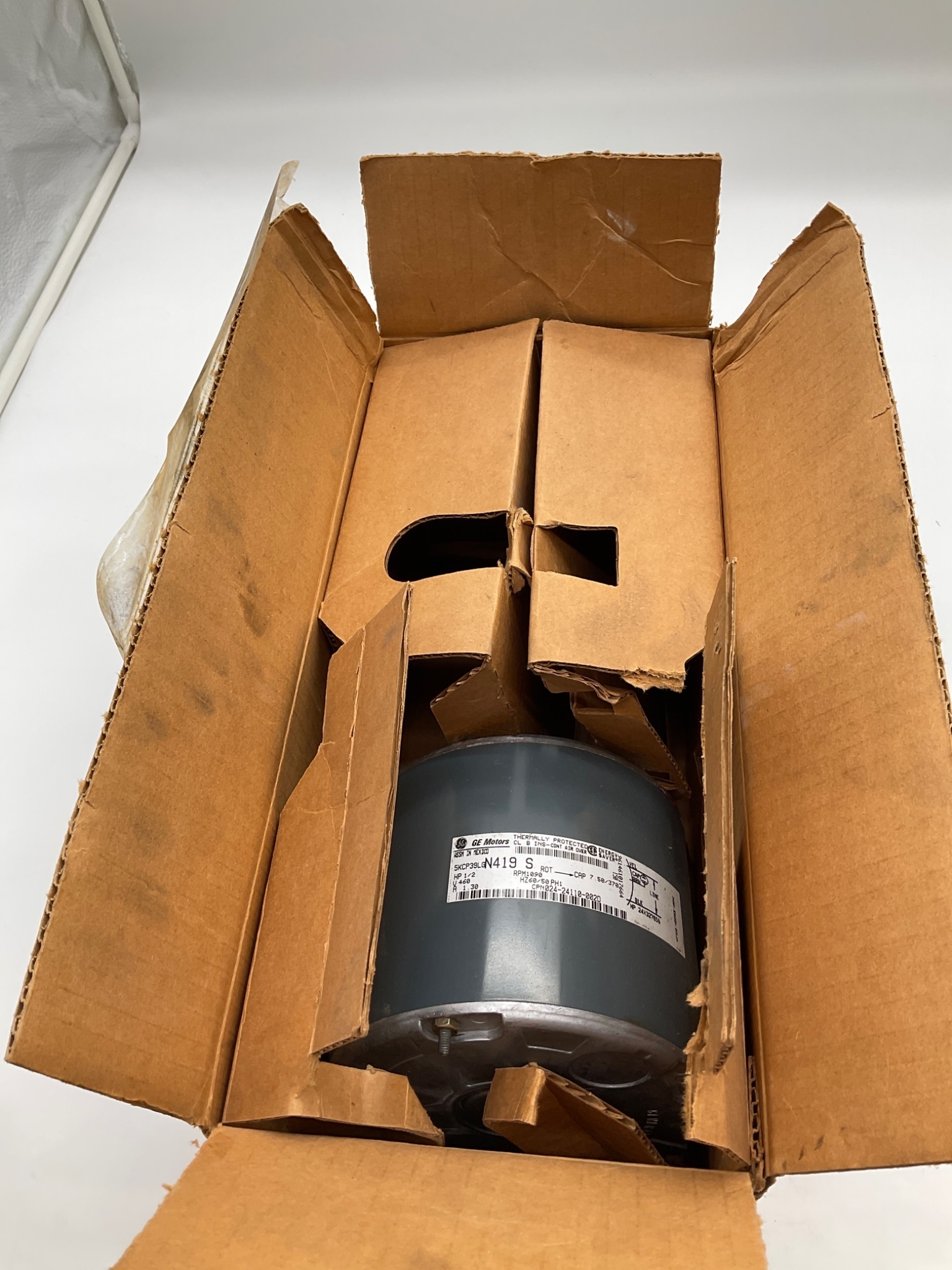 General Electric 5KCP39LG Motor NEW 0