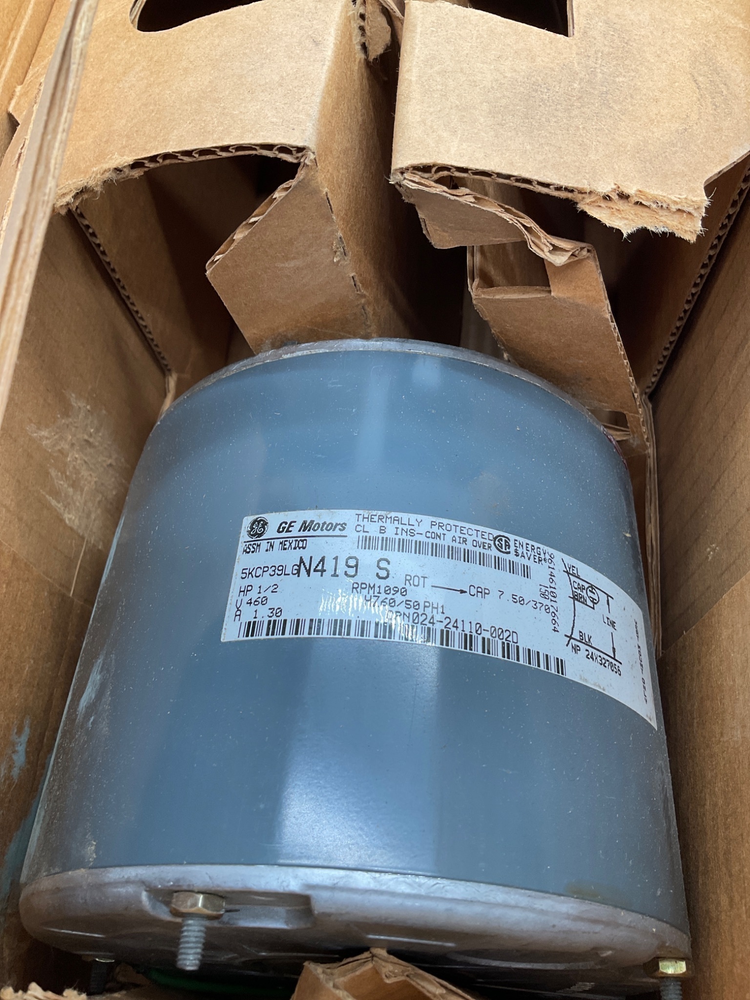 General Electric 5KCP39LG Motor NEW 1