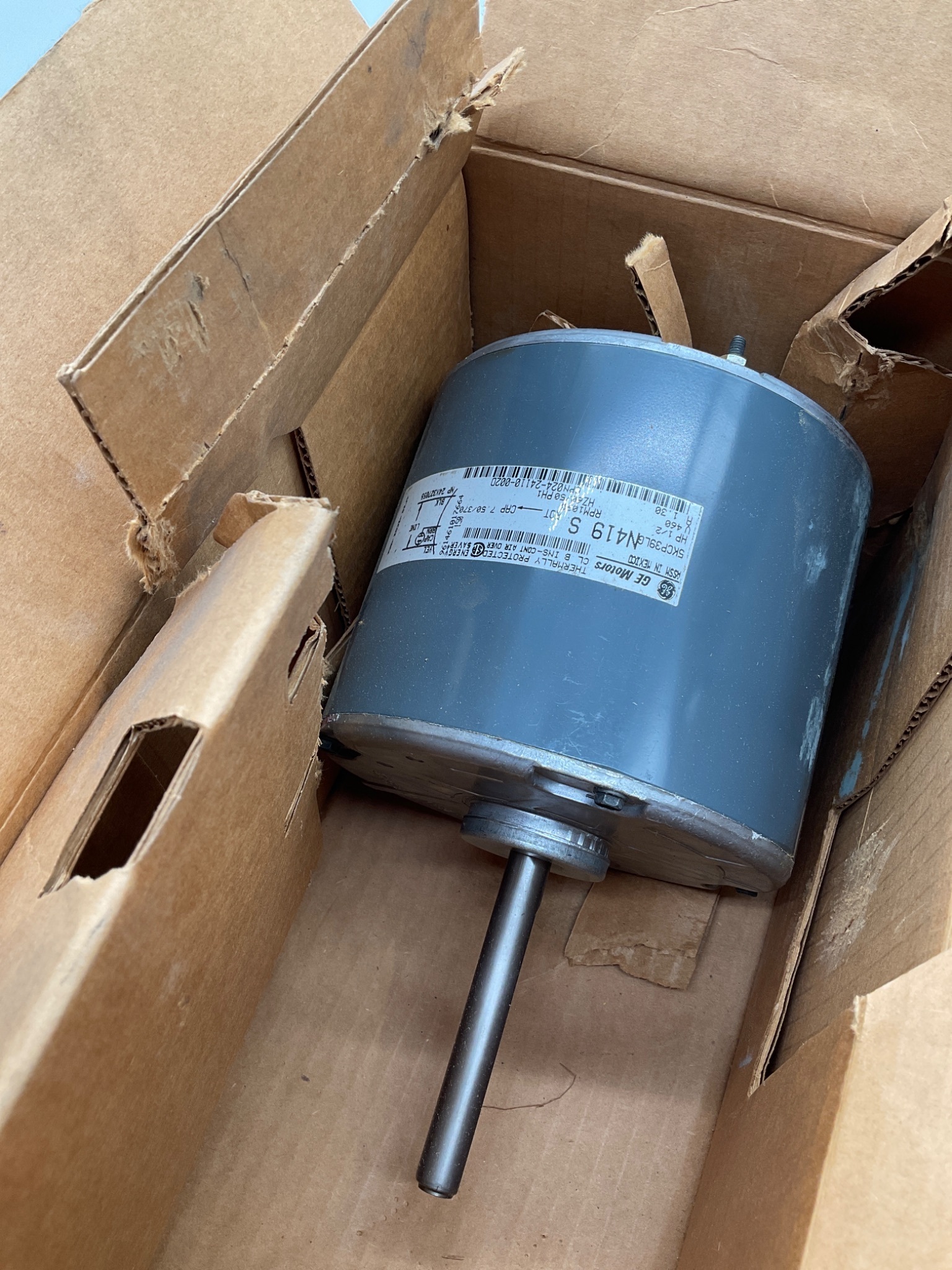 General Electric 5KCP39LG Motor NEW 4