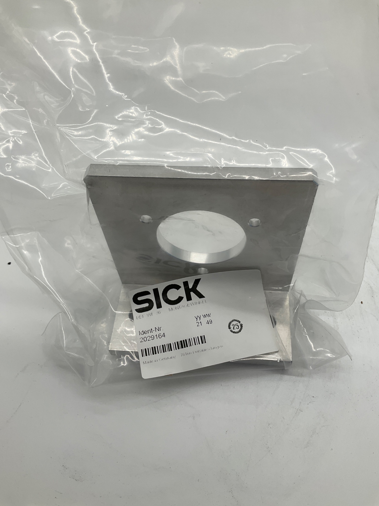 SICK 2029164 Mounting Bracket NEW 3