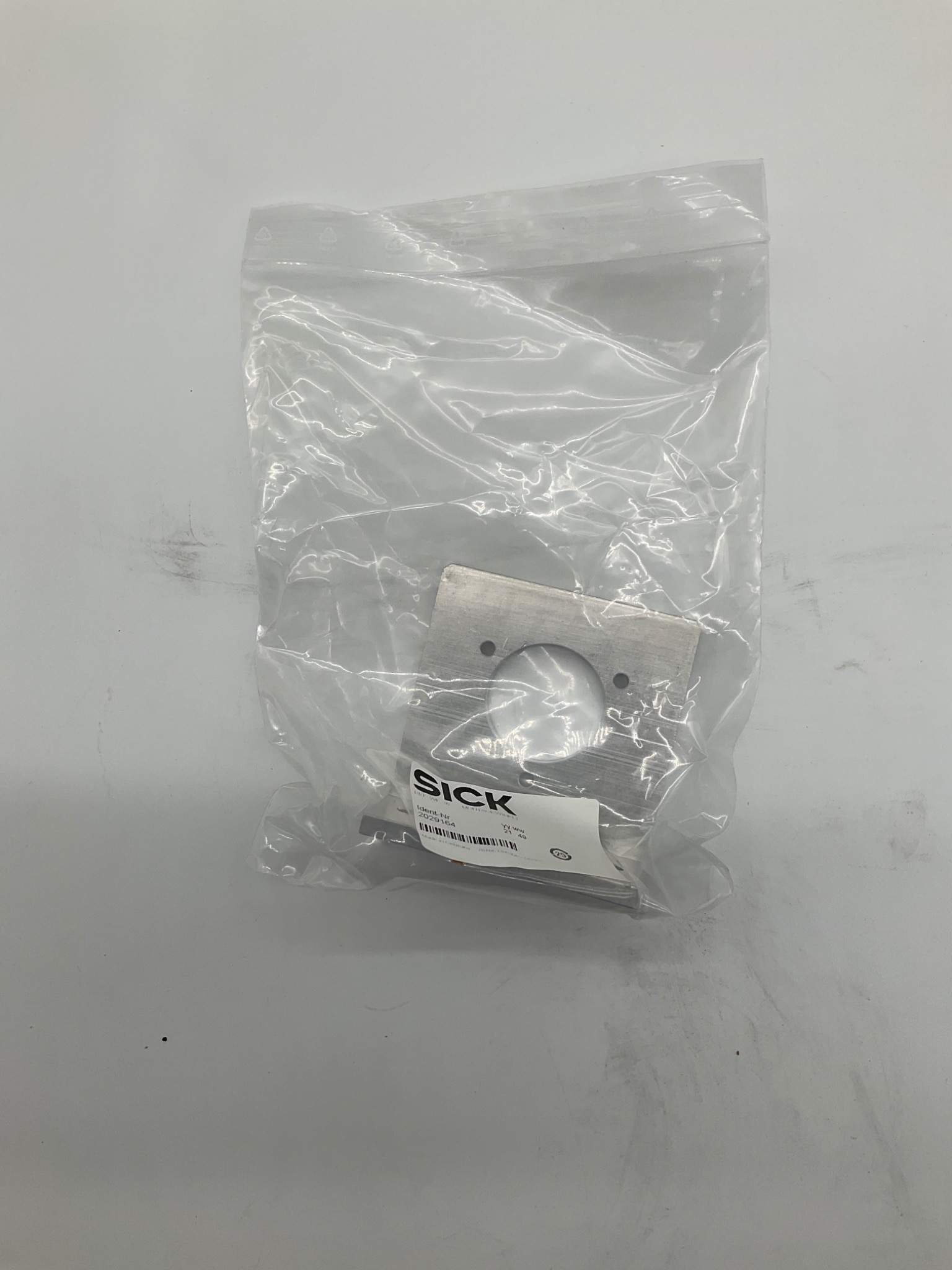 SICK 2029164 Mounting Bracket NEW 4