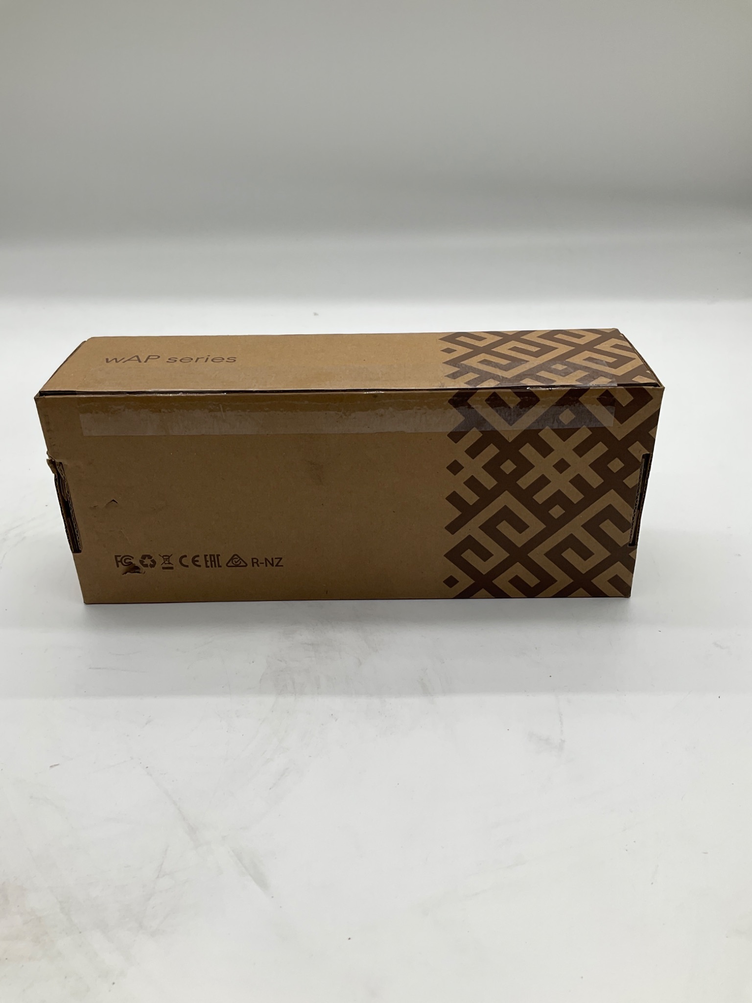 MikroTik RBwAP2nD-BE wAP Wireless Access Point NEW 2