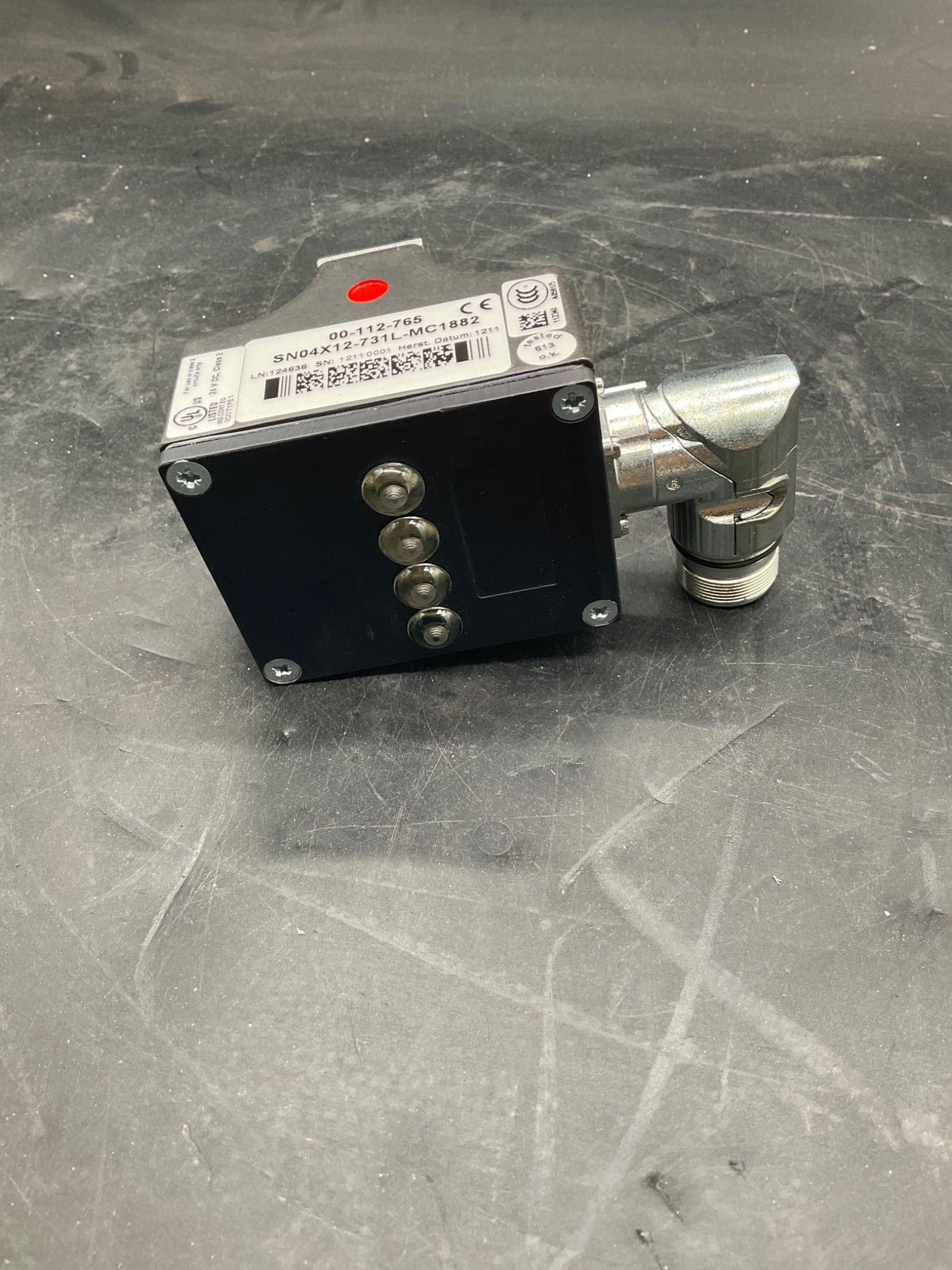 Euchner SN04X12-731L-MC1882 Safety Switch NEW 3