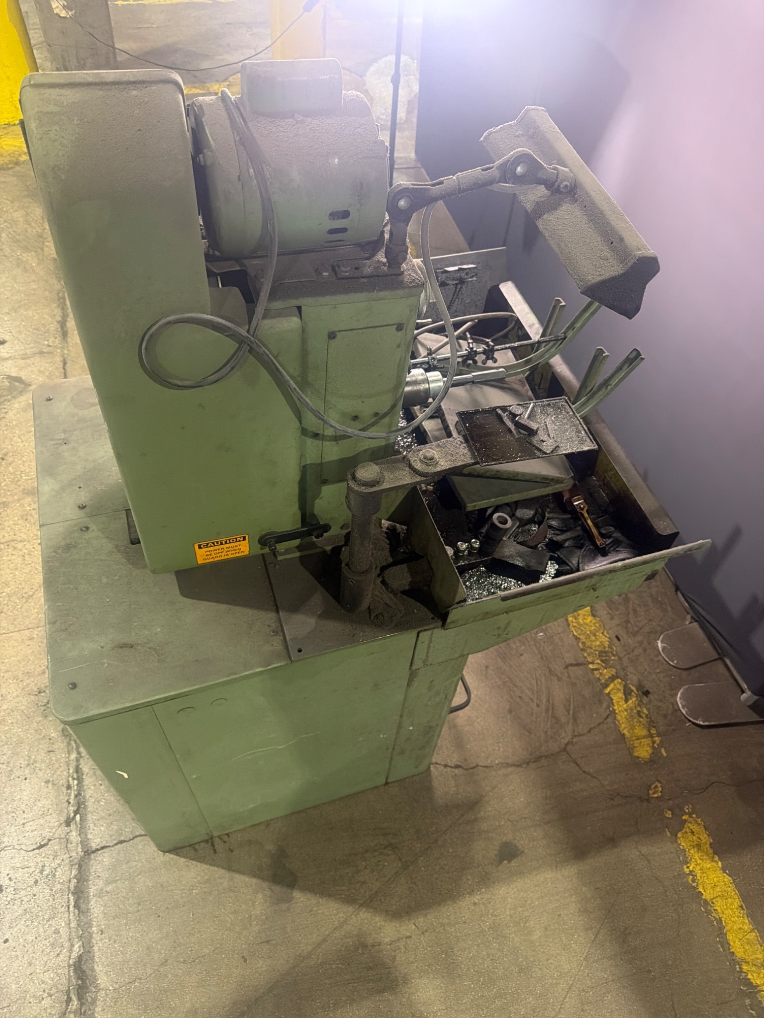 Sunnen MBB-1660-K Horizontal Honing Machine w/ LN-650 Mandrel Cabinet USED 2