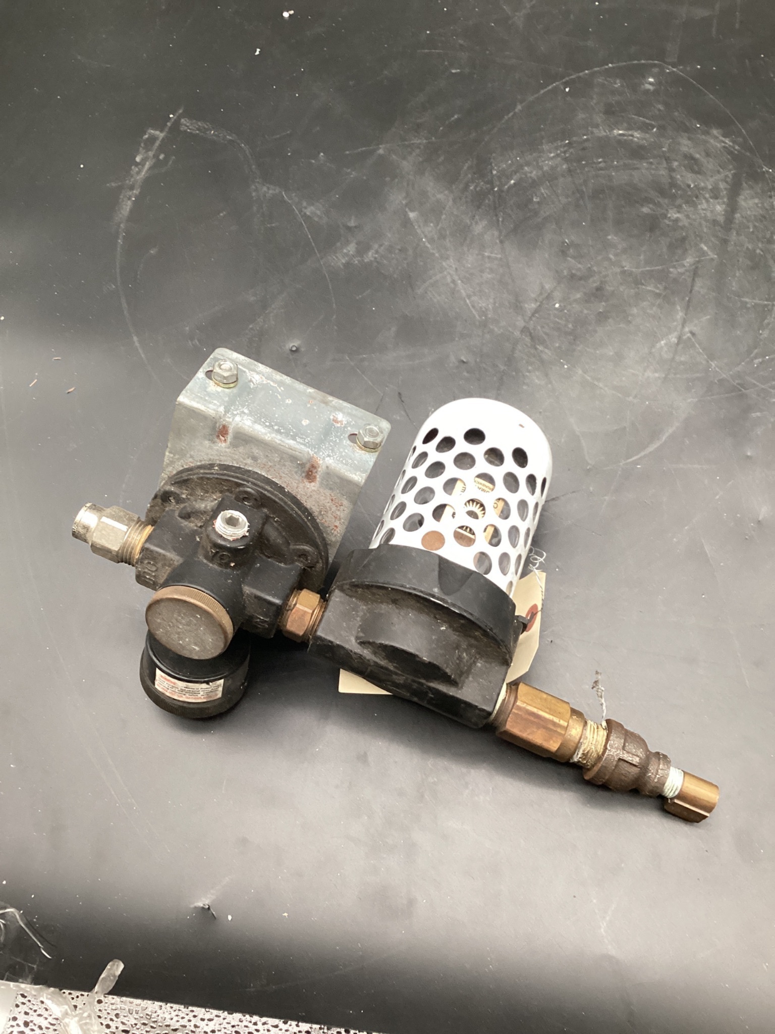Coilhose 8804G Air Pressure Regulator PARTS ONLY 2