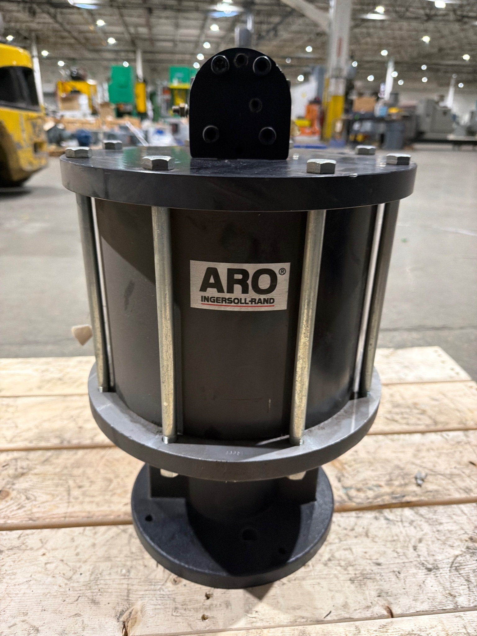 ARO 650889-C4D Air Operated Diaphragm Pump USED 3