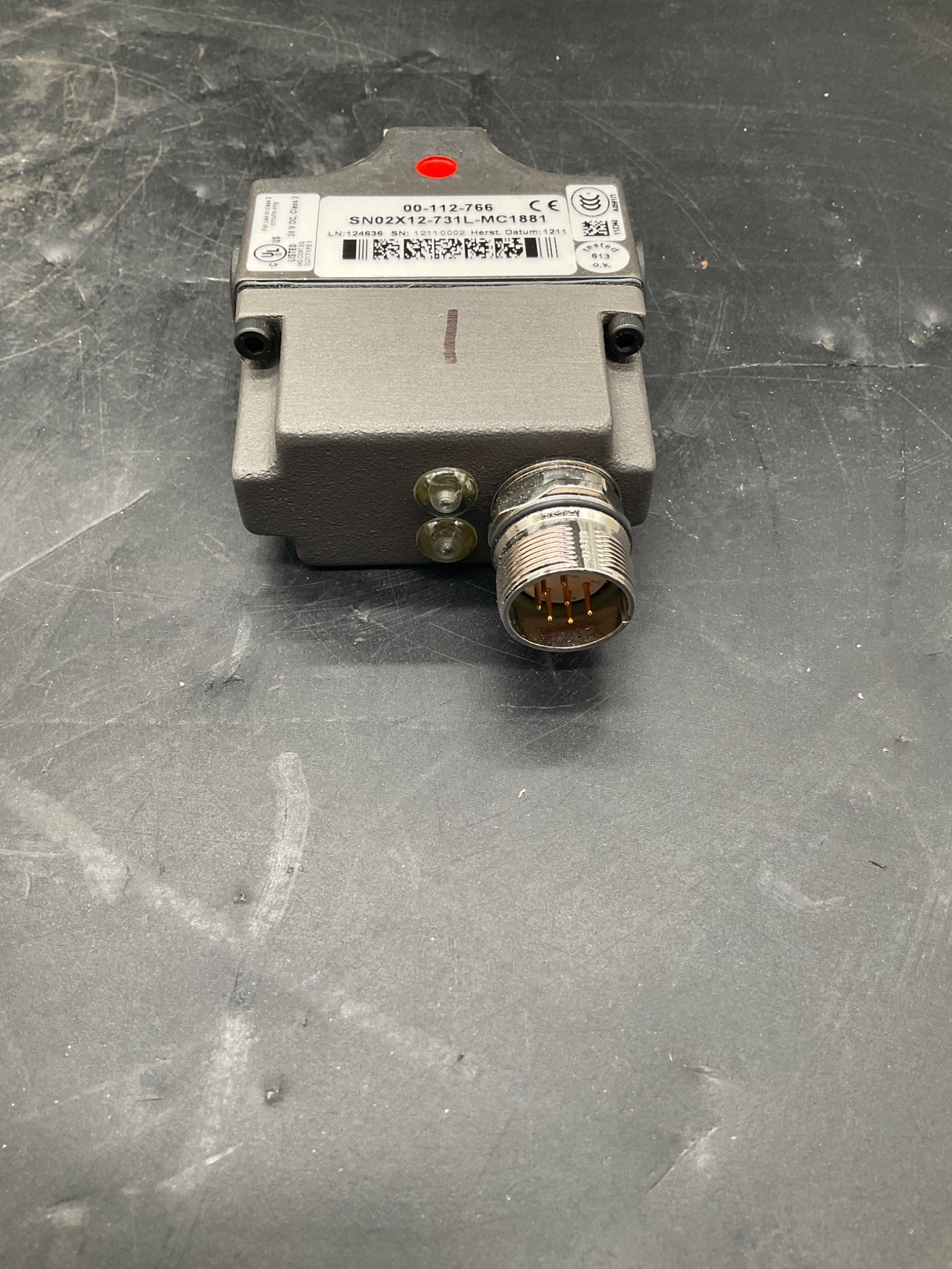 Euchner SN02X12-731L-MC1881 Safety Switch NEW 4