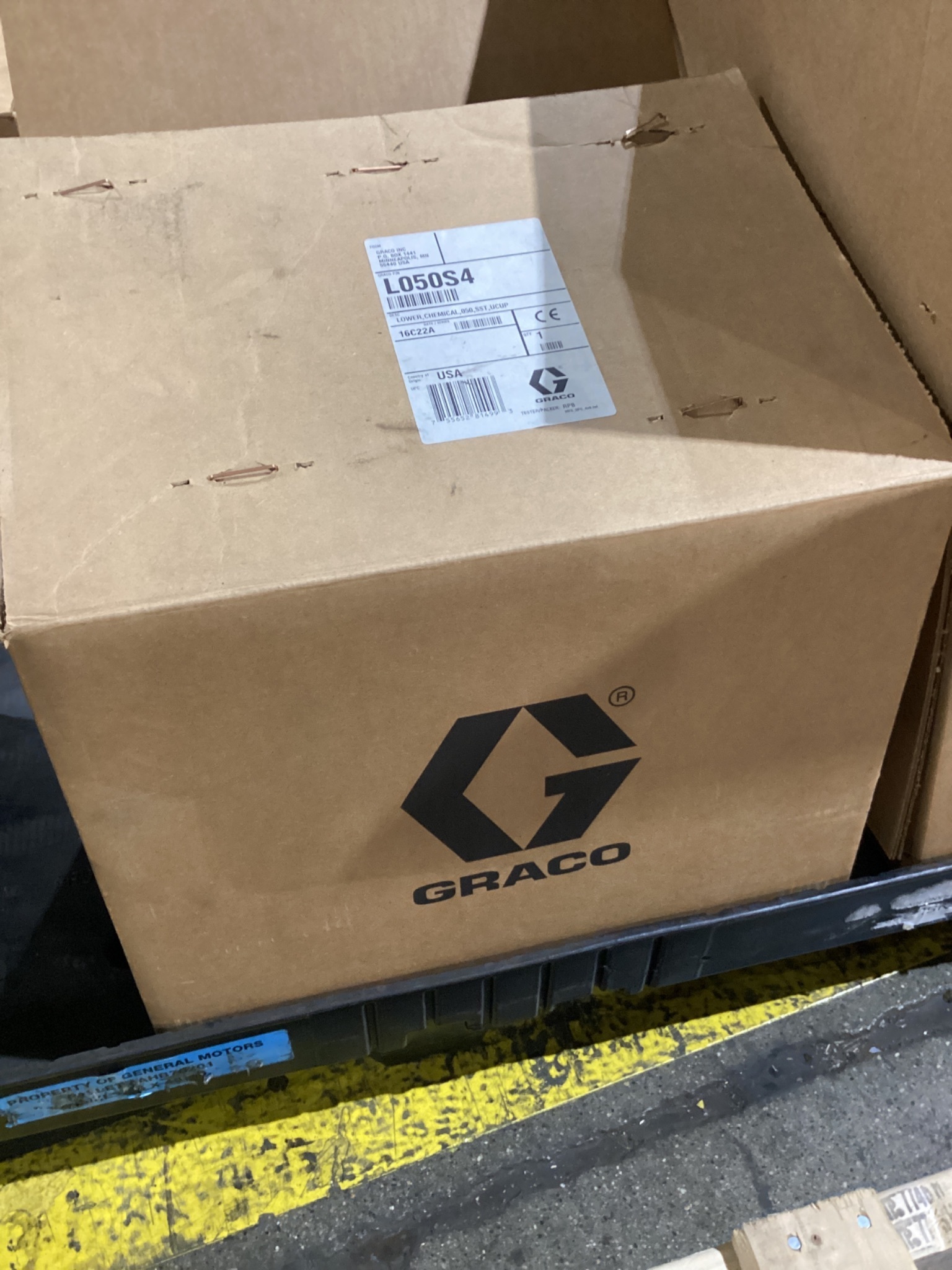 GRACO L050S4 High Pressure Pump Lower 3500 PSI NEW 4