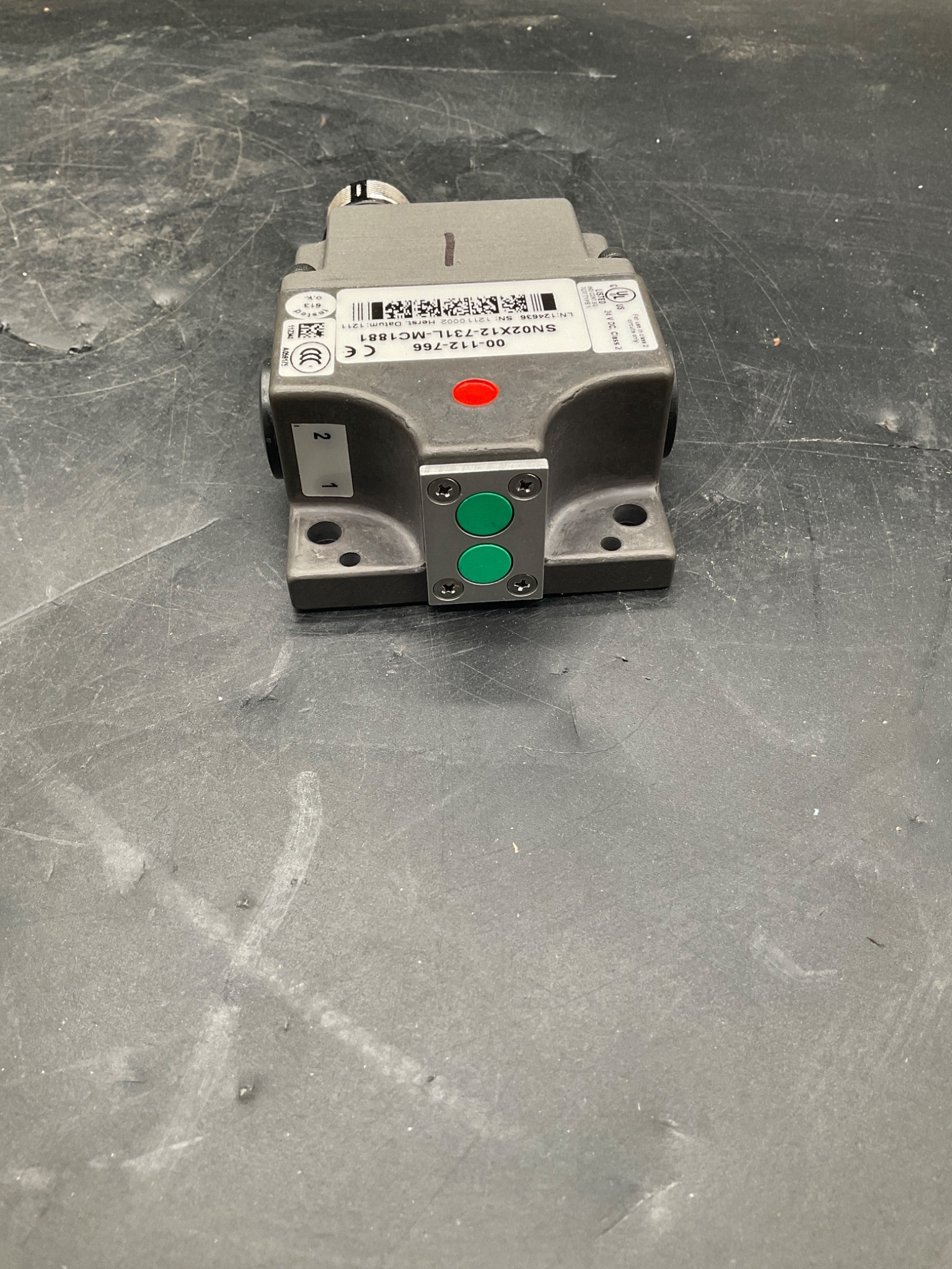 Euchner SN02X12-731L-MC1881 Safety Switch NEW 5
