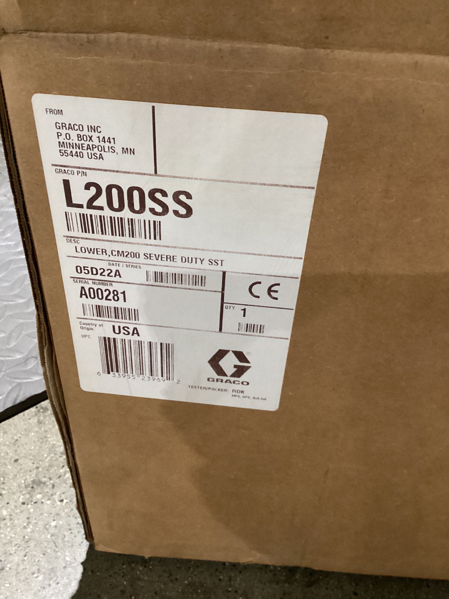 GRACO L200SS CM200 Severe Duty SST Pump Lower 3500 PSI NEW 4