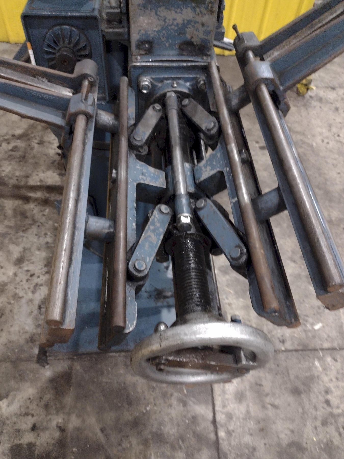 1,600 X 18" CWP MODEL #2RDM MOTORIZED DOUBLE END COIL REEL UNCOILER USED 9