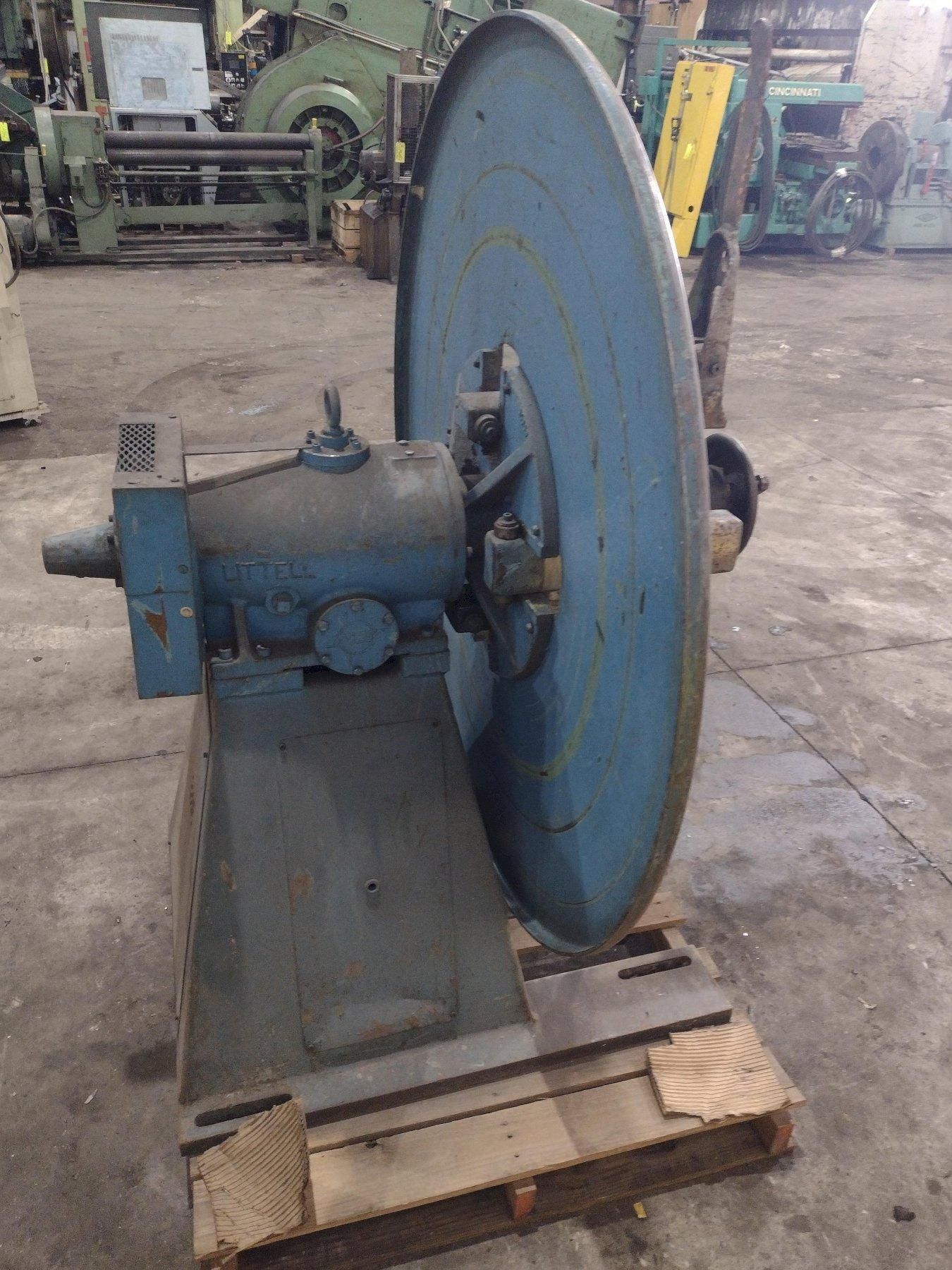 4,000 LBS X 12" LITTELL MODEL #40-12 PULL OFF COIL REEL UNCOILER WITH ELECTRIC BRAKE USED 7