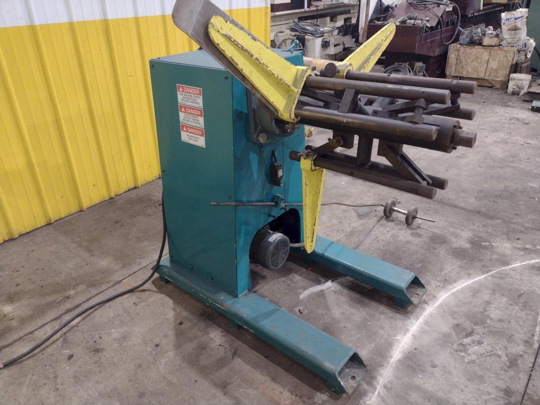4,000 LB X 16" DURANT MODEL #MD-401-M MOTORIZED UNCOILER COIL REEL USED 1