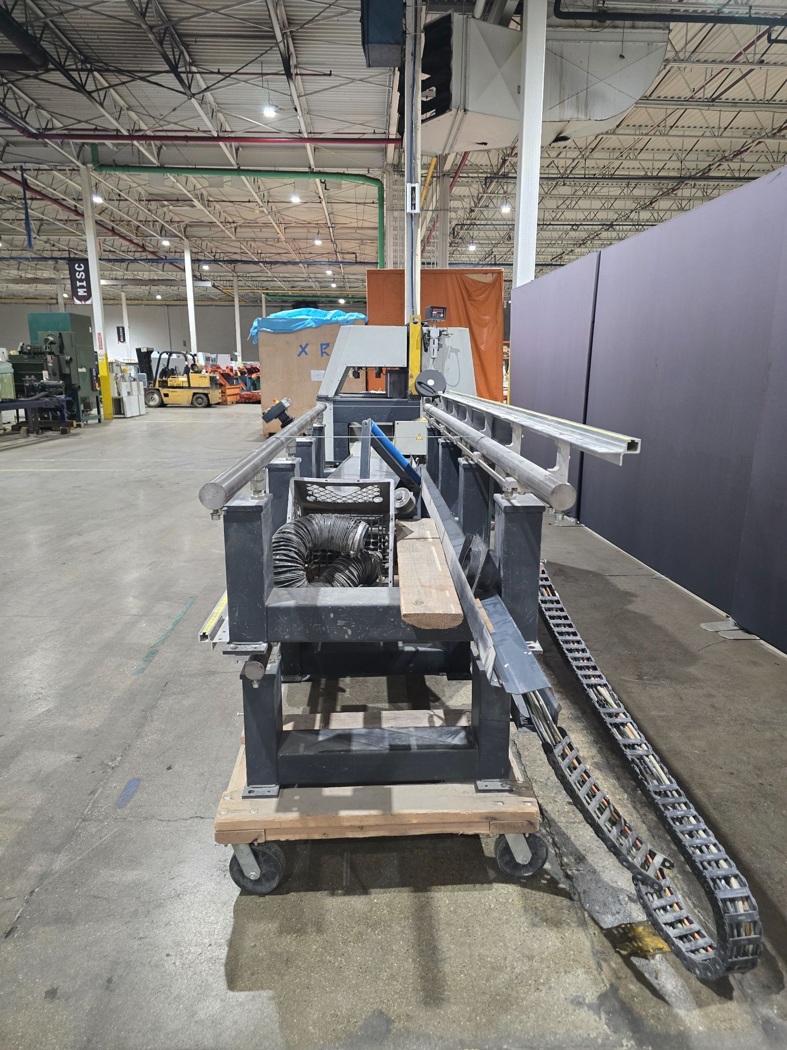 ELUMATEC DG142 Double Cut Miter Saw with Travel Rail & Controls USED 2