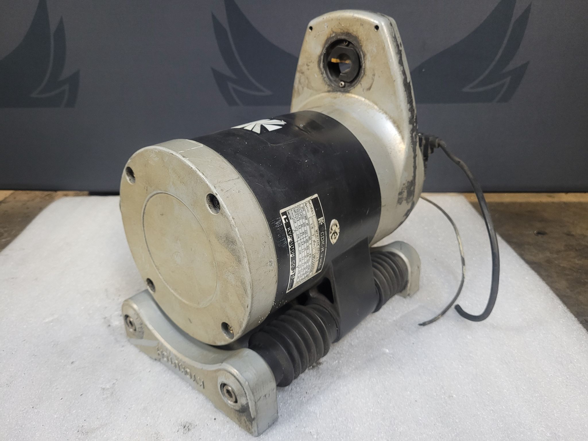 KYOKUTOH MFG745D-6RS1.0-4 220/440V Tip Dresser USED 2