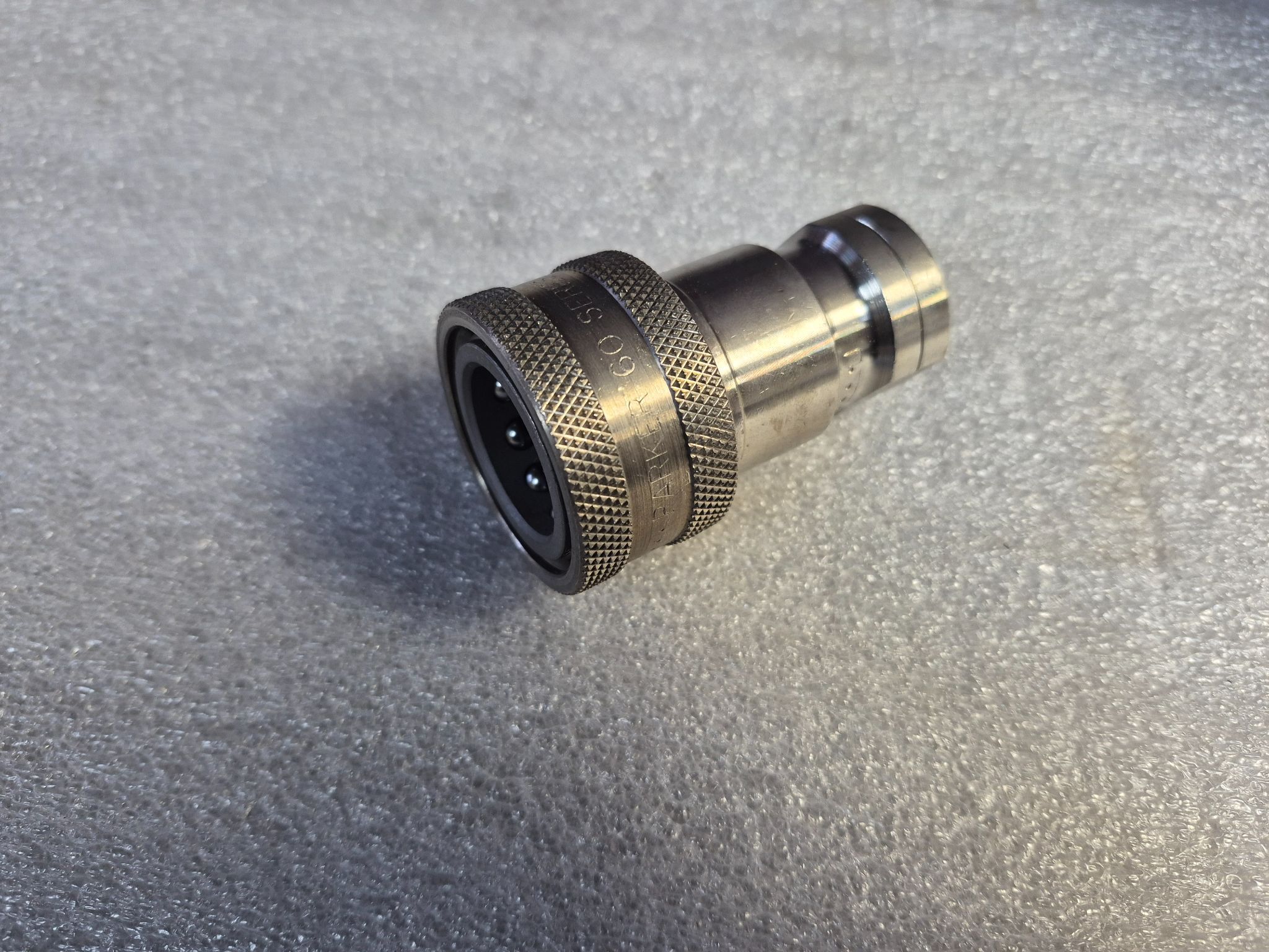 Parker SH4-62 Hydraulic Quick Coupler 3/8" Female ISO 7241 (Pack of 4) NEW 1