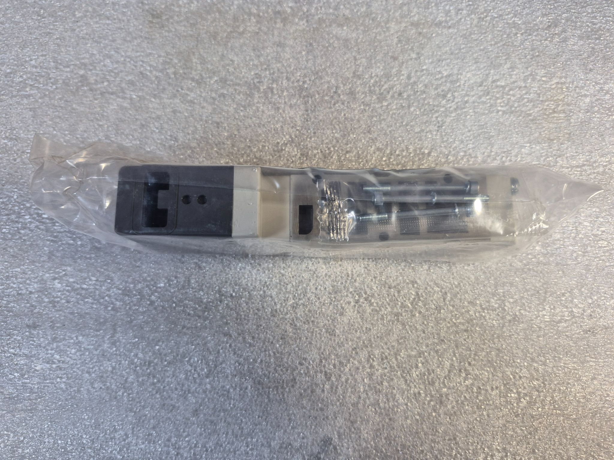 SMC VQC4101‑51 Solenoid Valve NEW 2