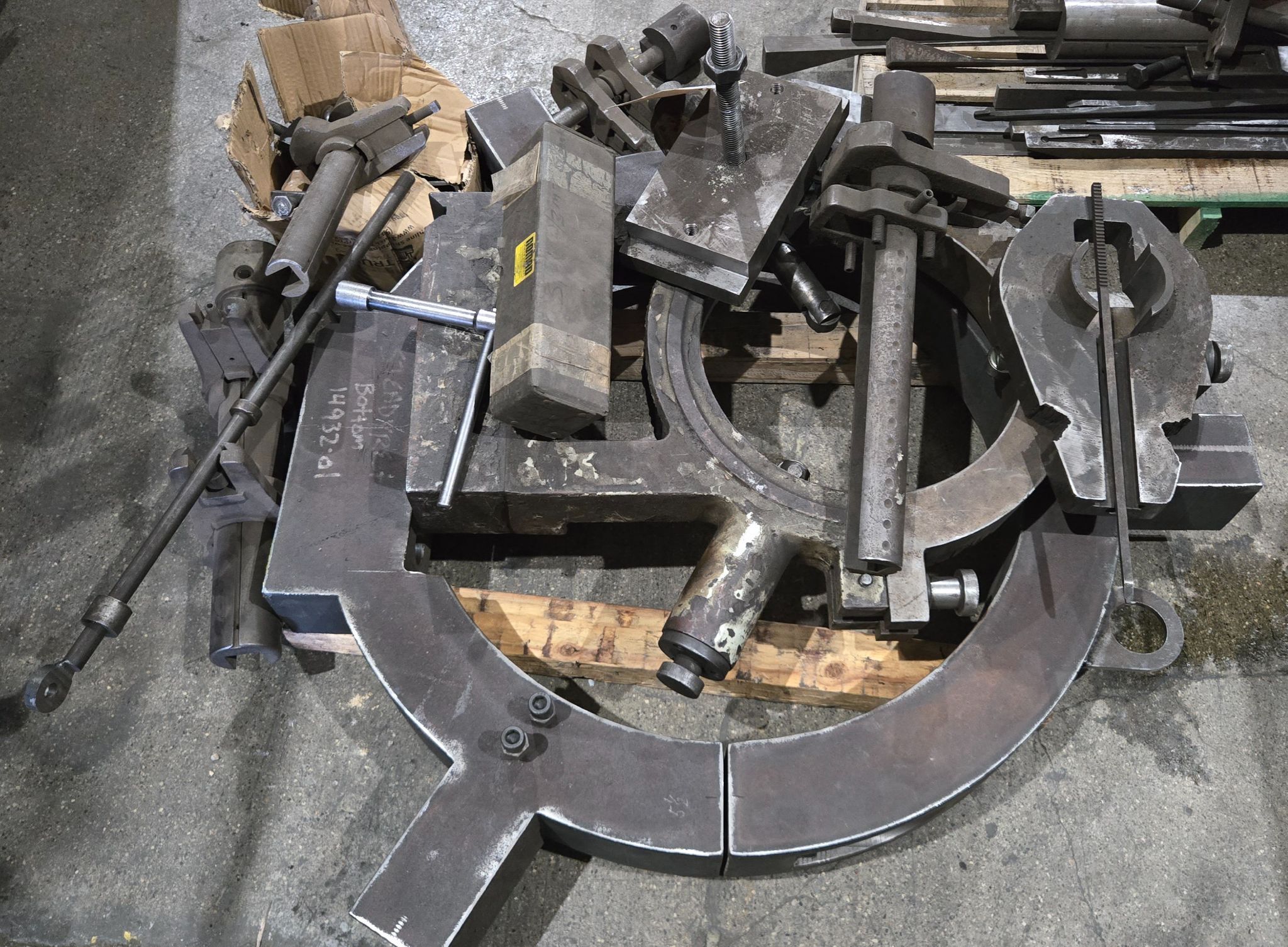 Cadillac 4080G Engine Lathe 40" x 80" with 4-Jaw Chuck & Tooling USED 18