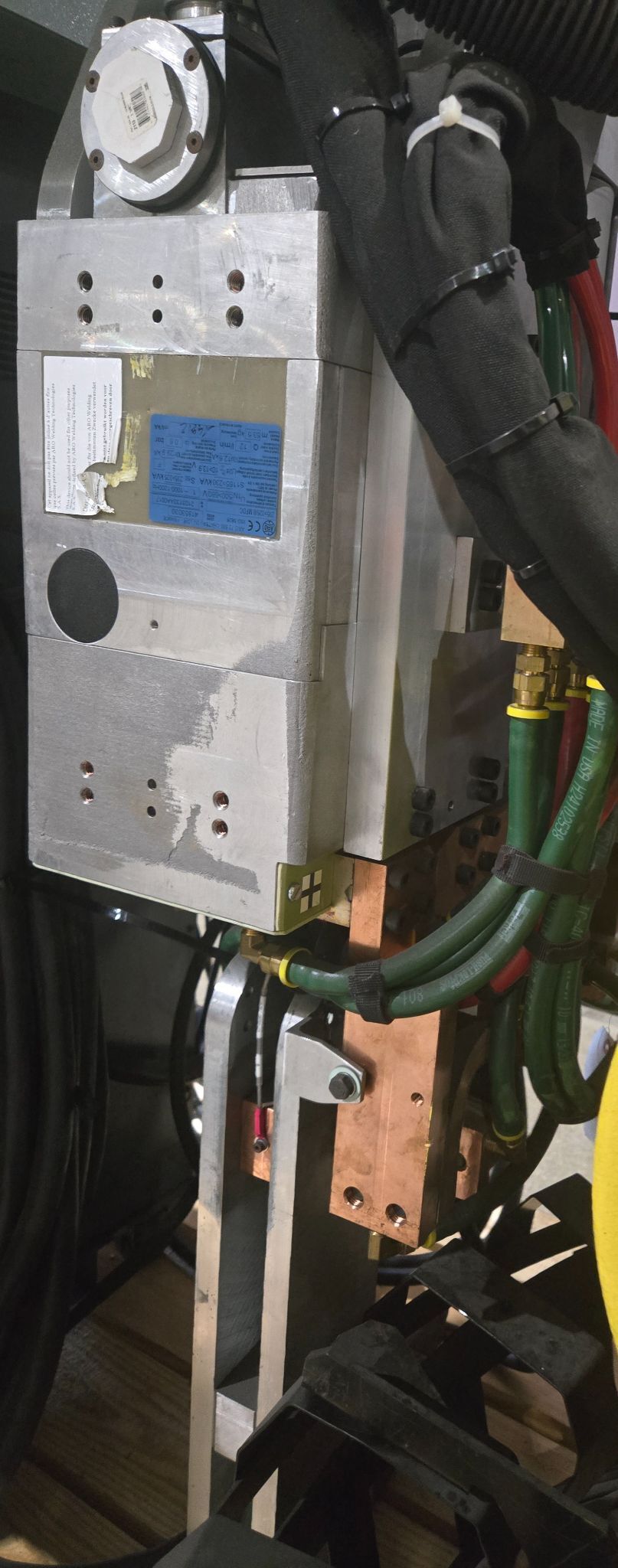FANUC R-2000iB/210F Complete with R-30iA Controller & WTC WT6000 MFDC Inverter USED 3