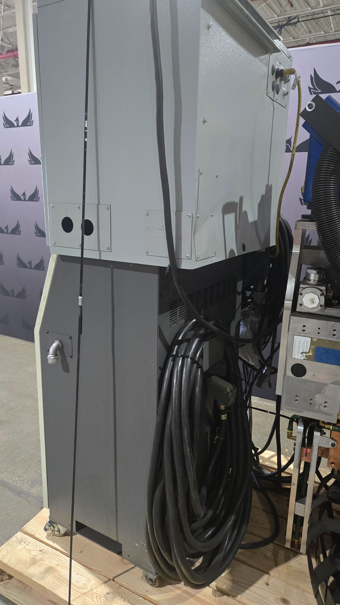 FANUC R-2000iB/210F Complete with R-30iA Controller & WTC WT6000 MFDC Inverter USED 12
