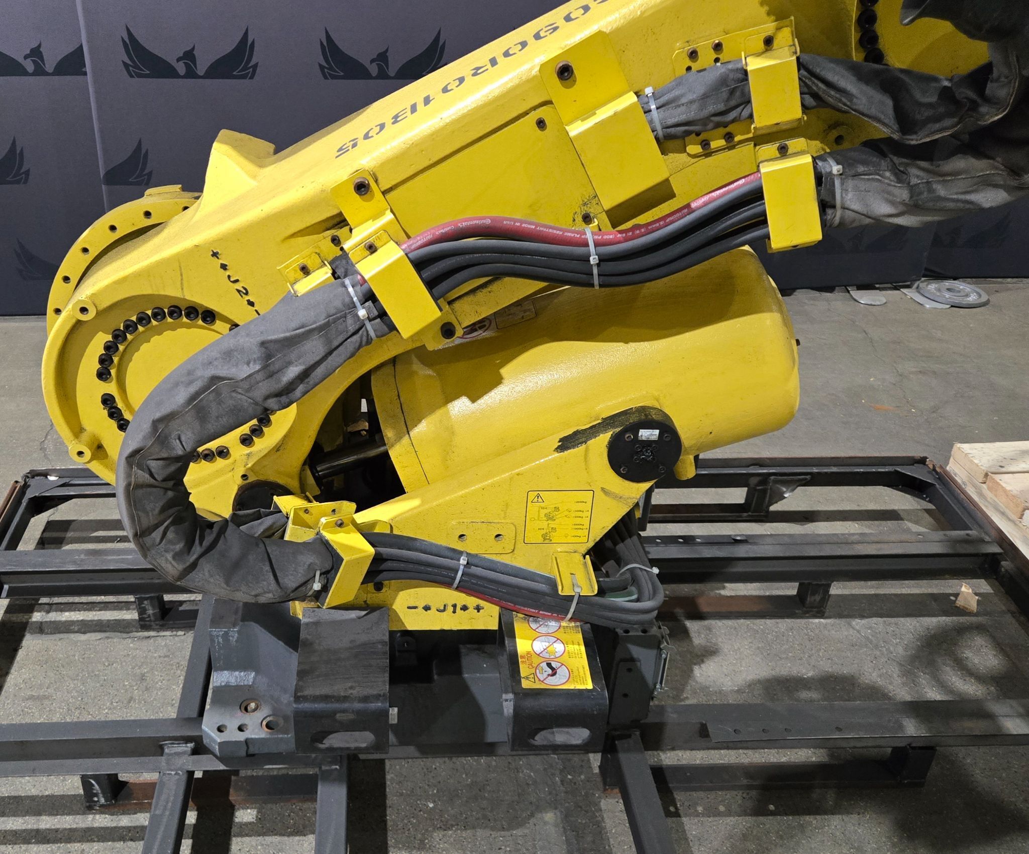 FANUC R-2000iB/210F Robot Complete with R-30iB Controller & WTC Weld Controller USED 4