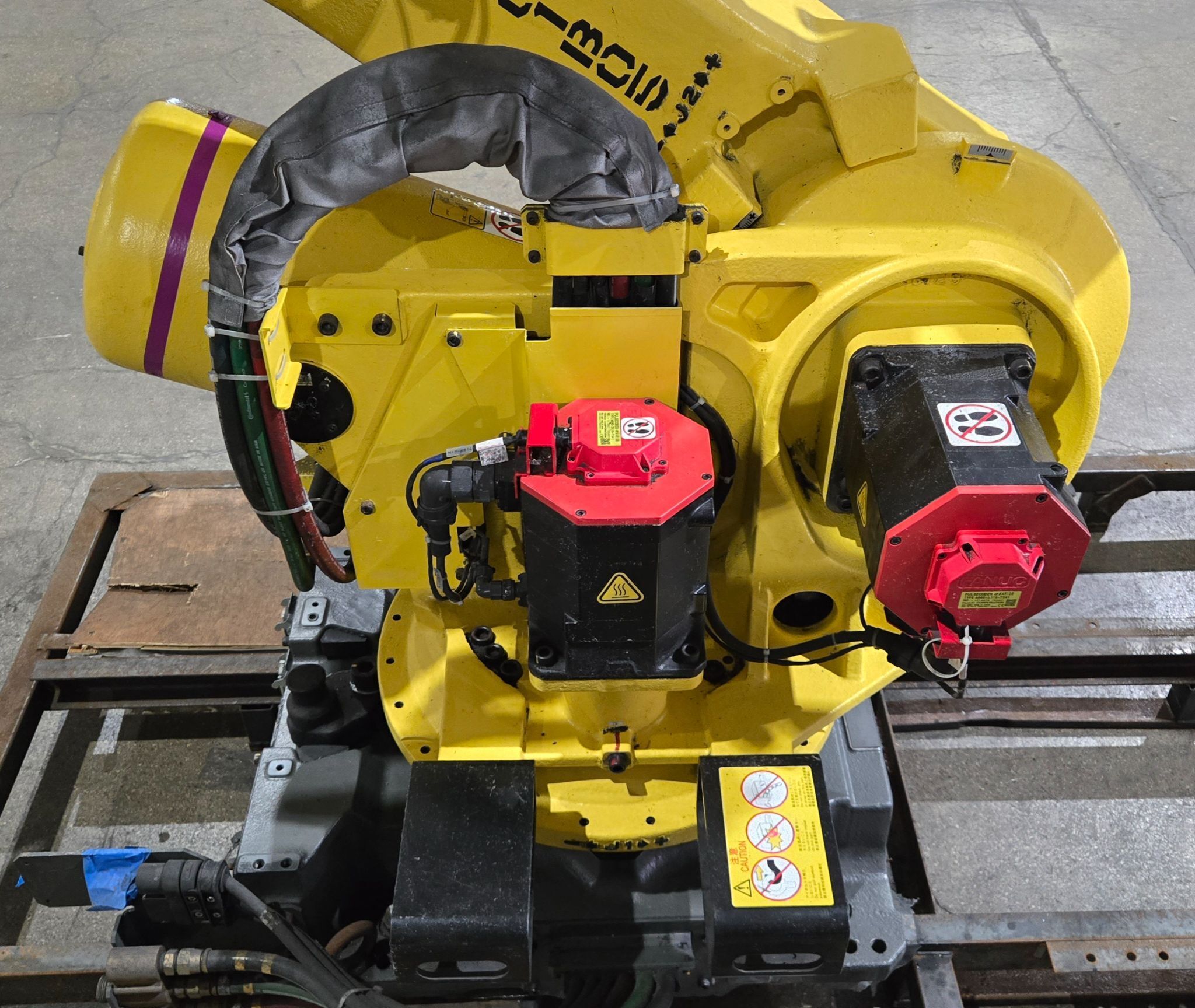 FANUC R-2000iB/210F Complete with R-30iB Controller & WTC Gen 6 MFDC Inverter USED 6