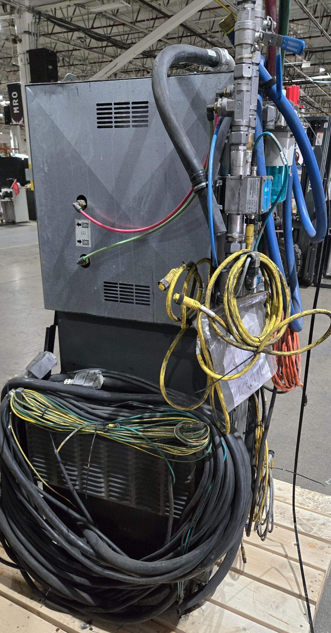 FANUC R-2000iB/210F Complete with R-30iB Controller & WTC Gen 6 MFDC Inverter USED 10
