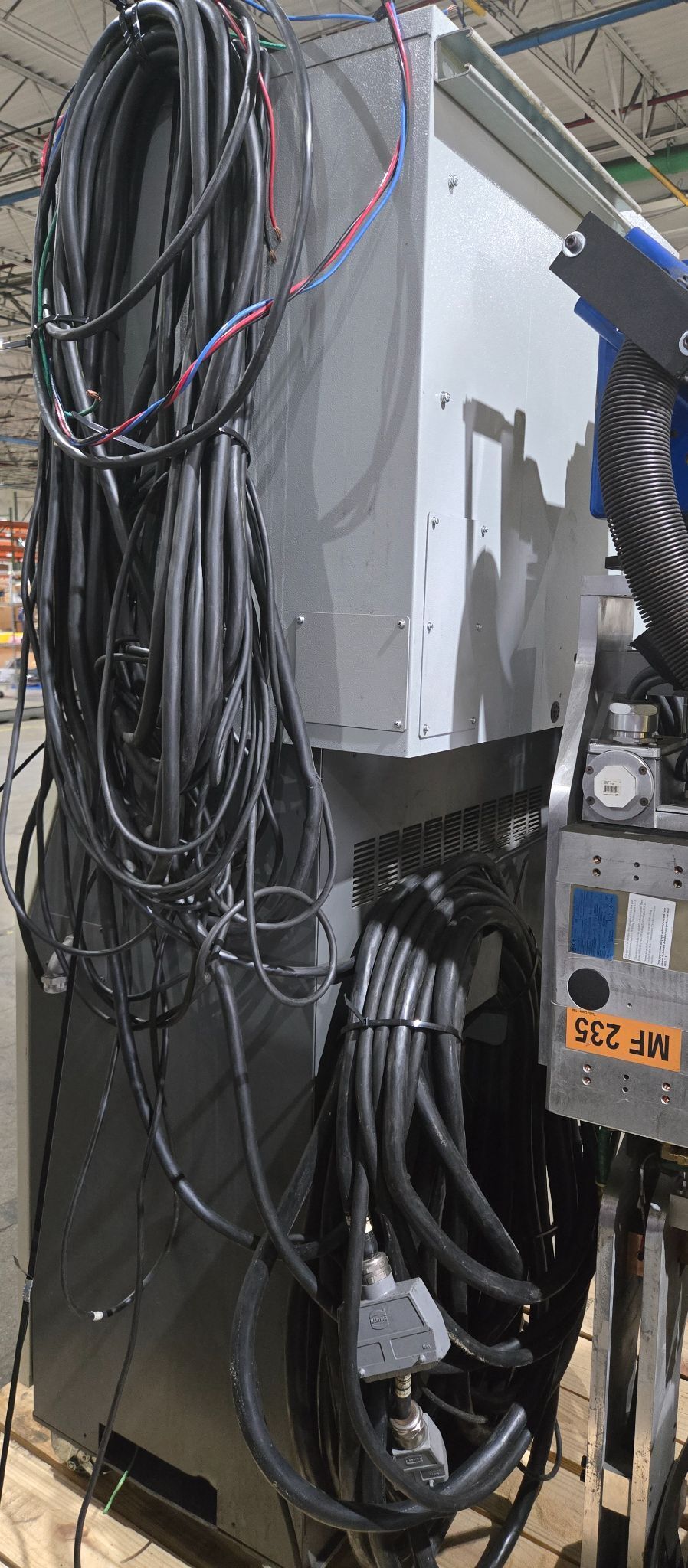 FANUC R-2000iB/210F Complete with R-30iA Controller & WTC WT6000 MFDC Inverter USED 10