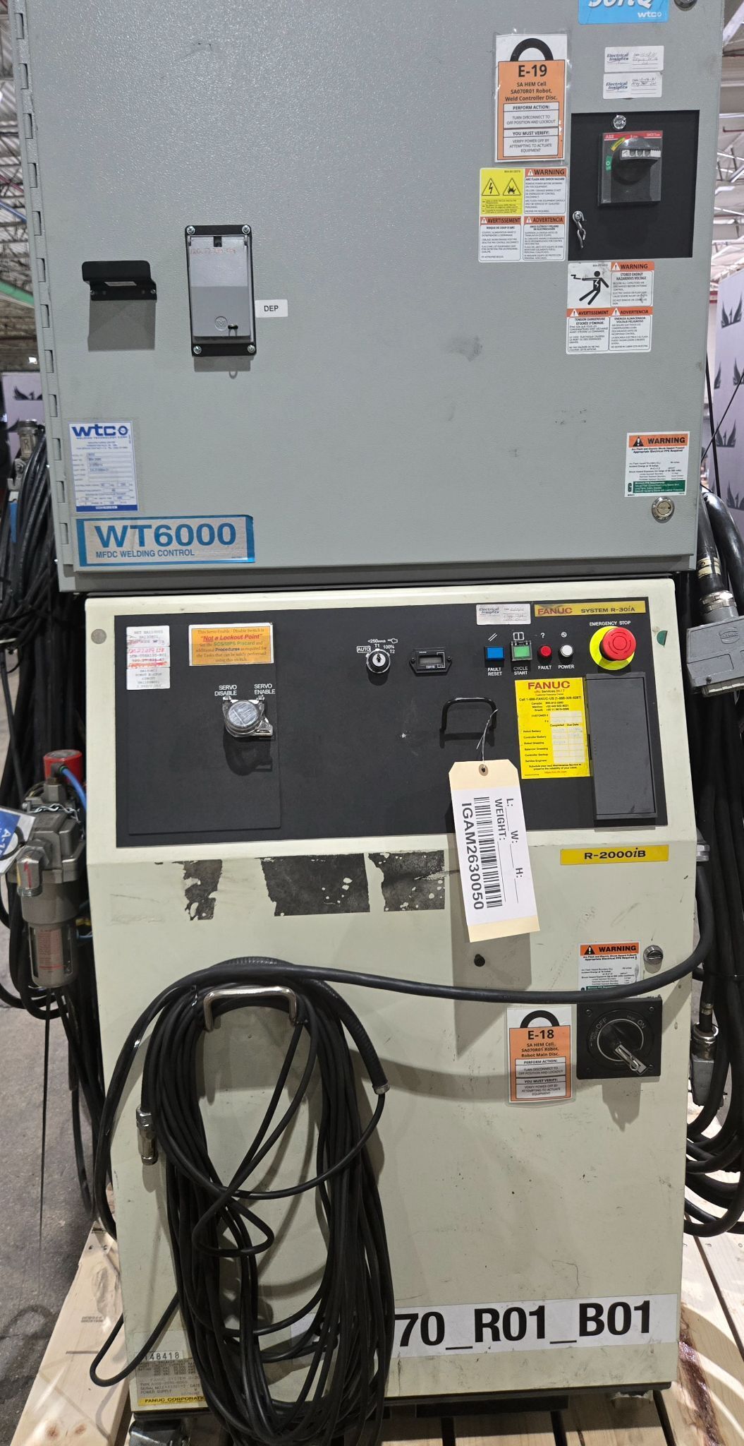 FANUC R-2000iB/210F Complete With R-30iA Controller & WT6000 Inverter USED 13