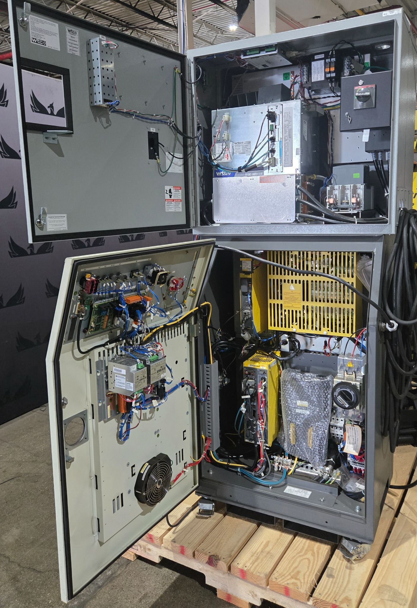 Fanuc R-2000iB/210F Complete with R-30iA Controller & WTC MFDC Inverter USED 14