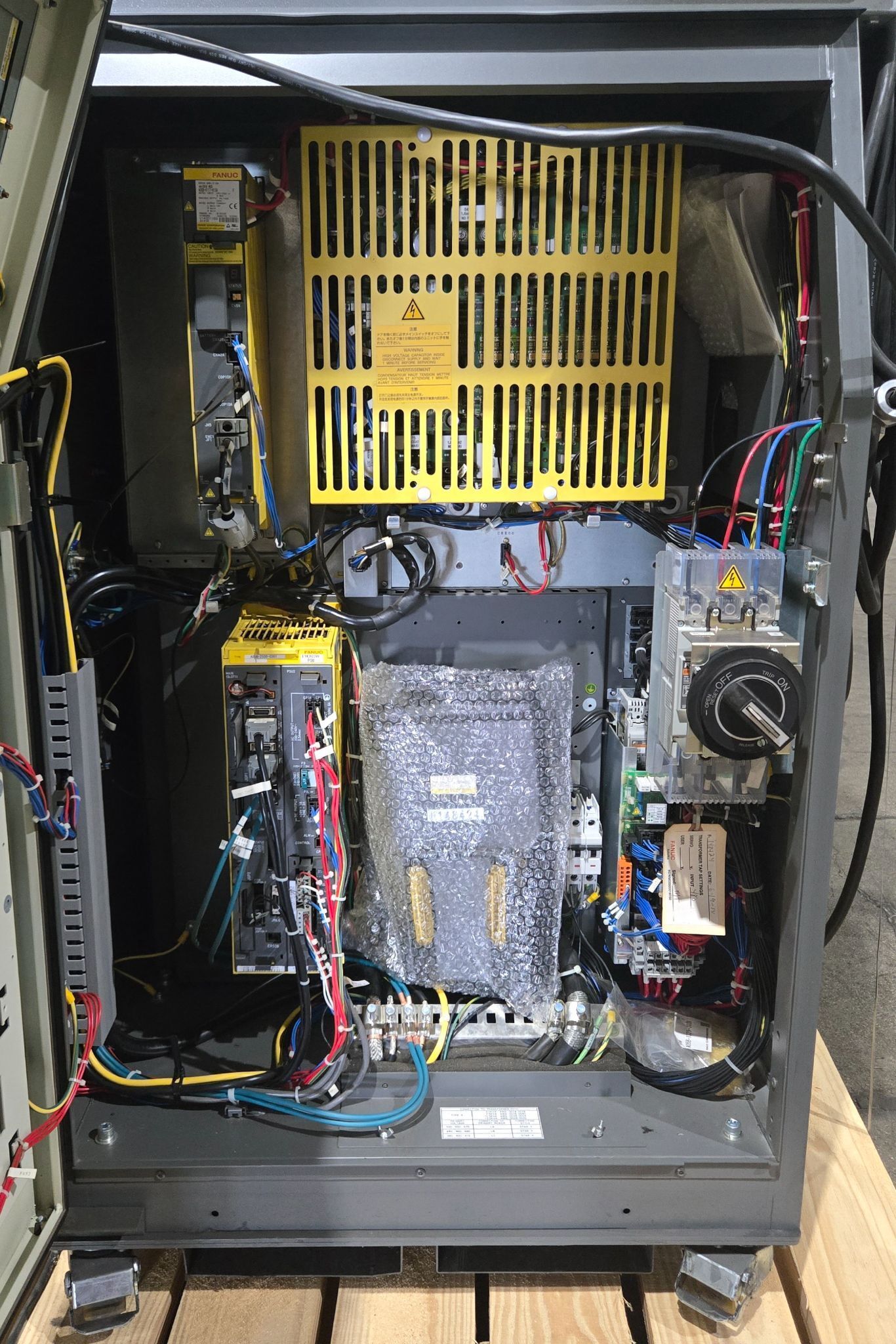 Fanuc R-2000iB/210F Complete with R-30iA Controller & WTC MFDC Inverter USED 16