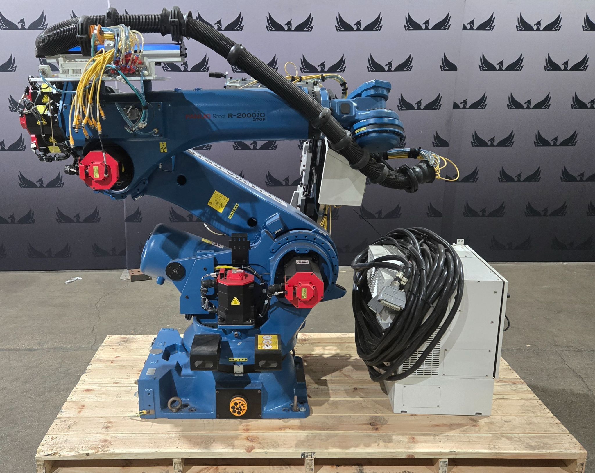 FANUC R‑2000iC/270F Robot w/ R‑30iB PLUS Controls & Spot Welding EOAT USED 15