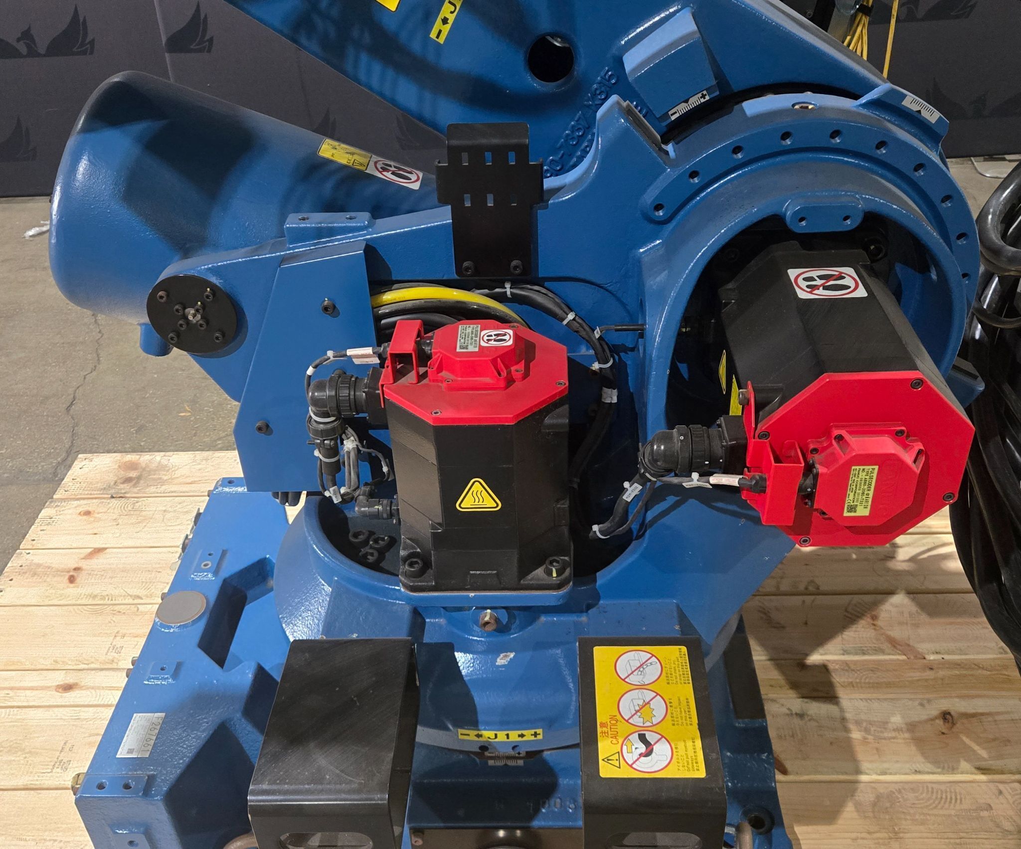 FANUC R‑2000iC/270F Robot w/ R‑30iB PLUS Controls & Spot Welding EOAT USED 20