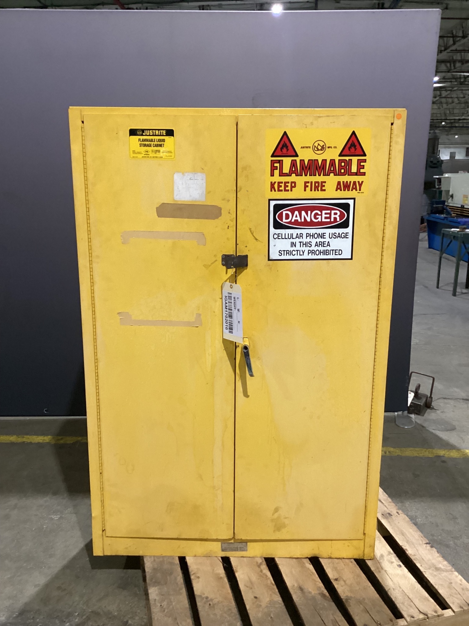 Justrite 25995 Flammable Liquid Storage Cabinet USED 0