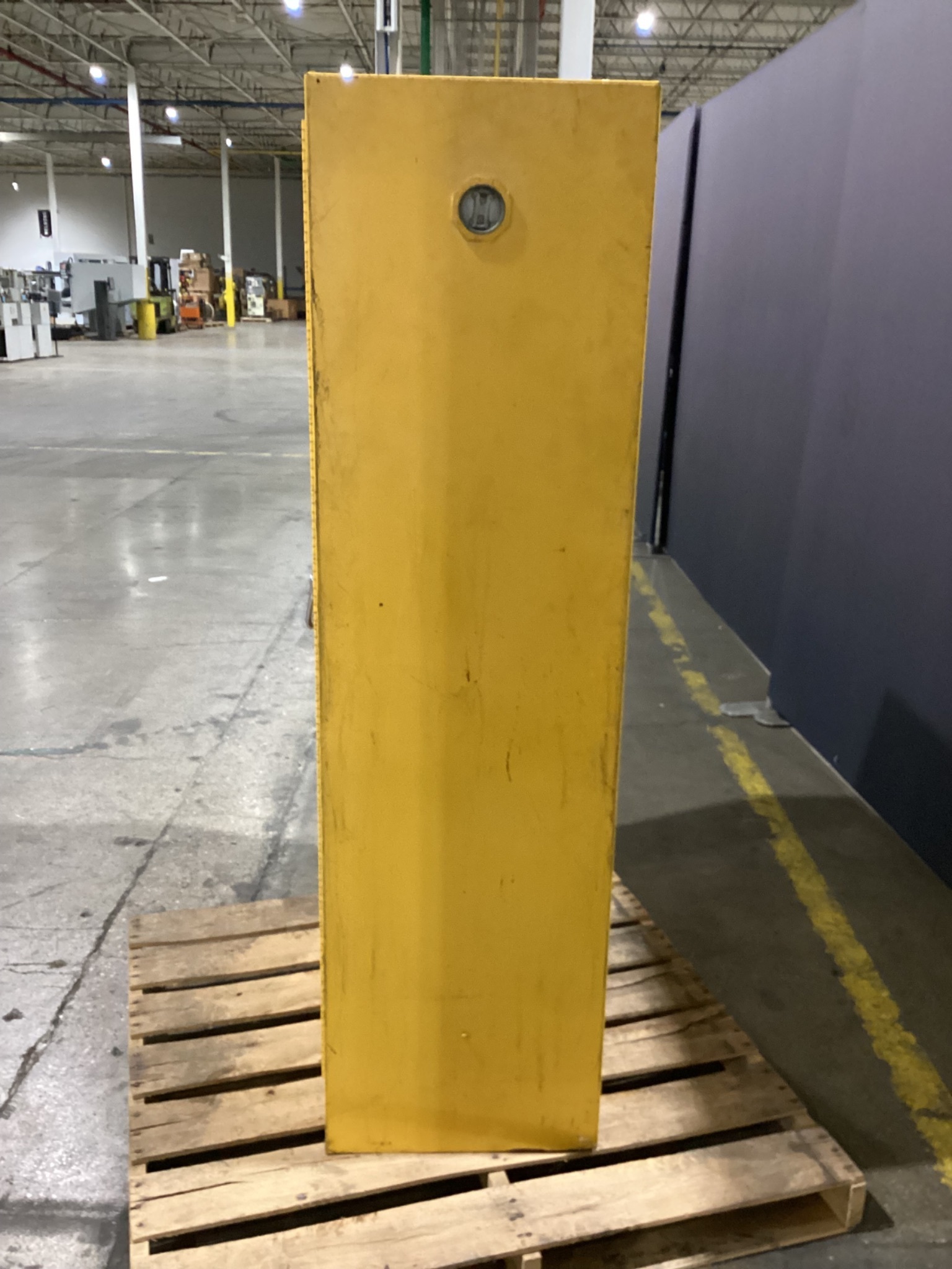 Justrite 25995 Flammable Liquid Storage Cabinet USED 5