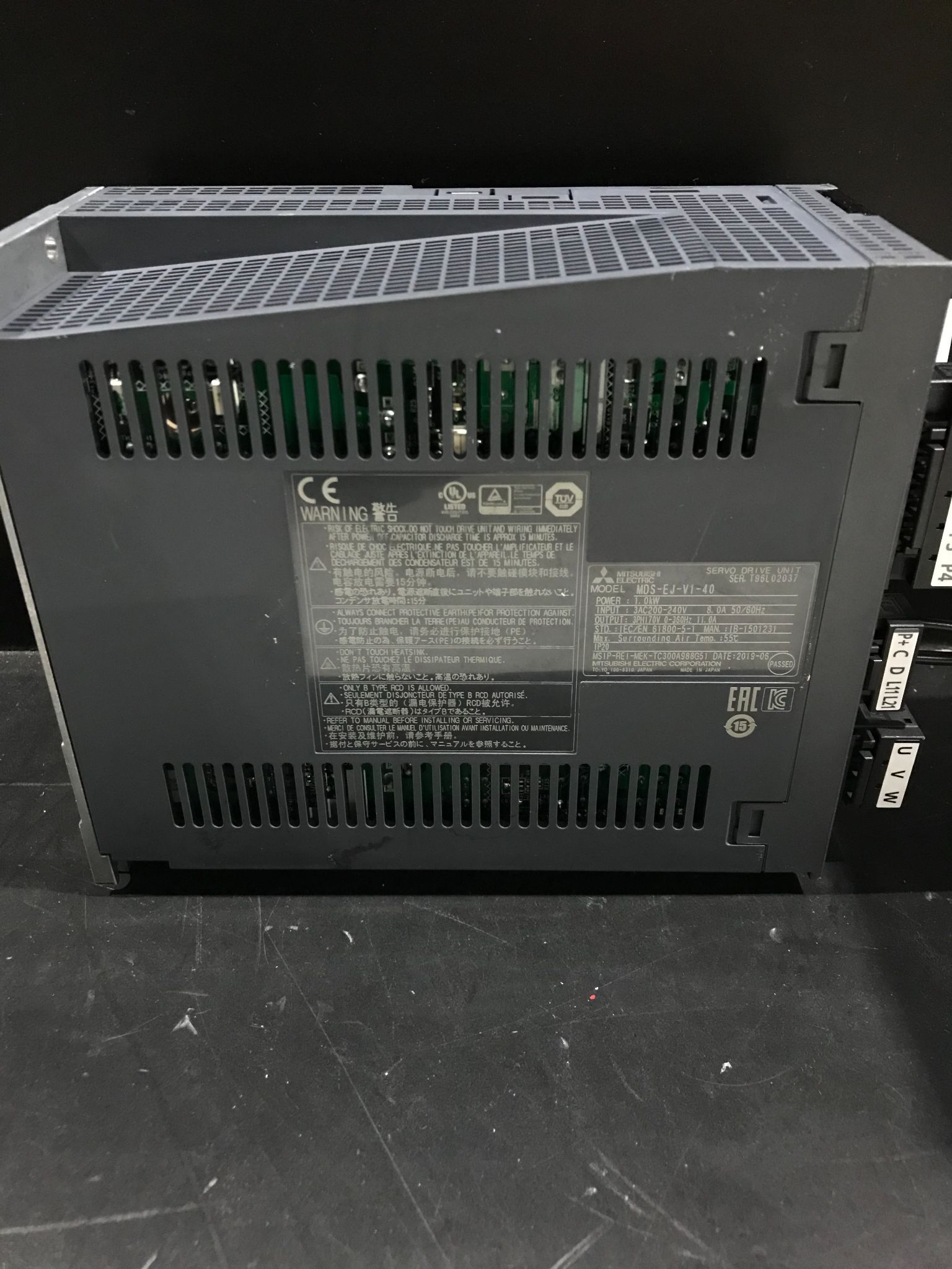MITSUBISHI MDS-EJ-V1-40 SERVO DRIVE UNIT USED 5