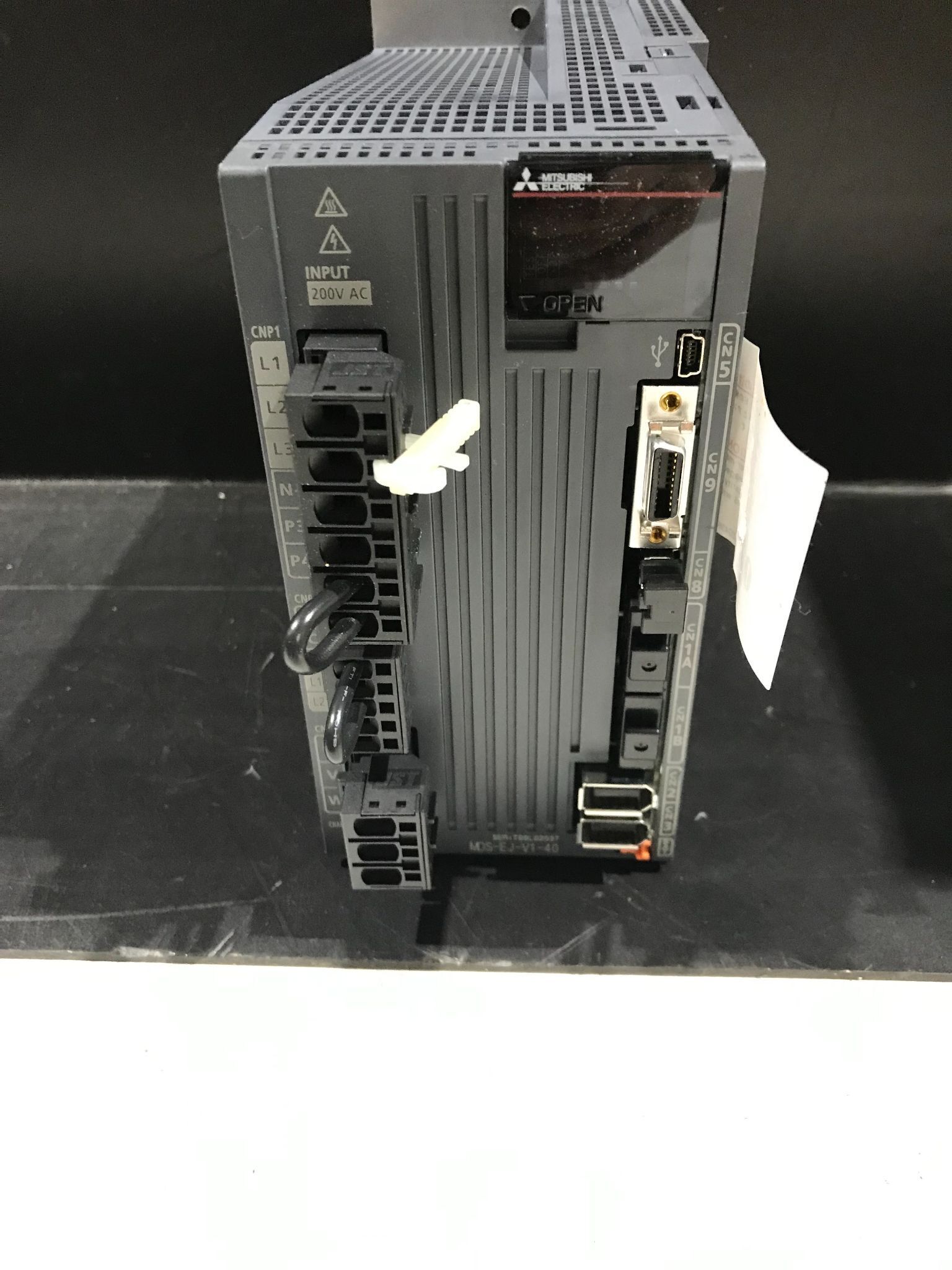 MITSUBISHI MDS-EJ-V1-40 SERVO DRIVE UNIT USED 0