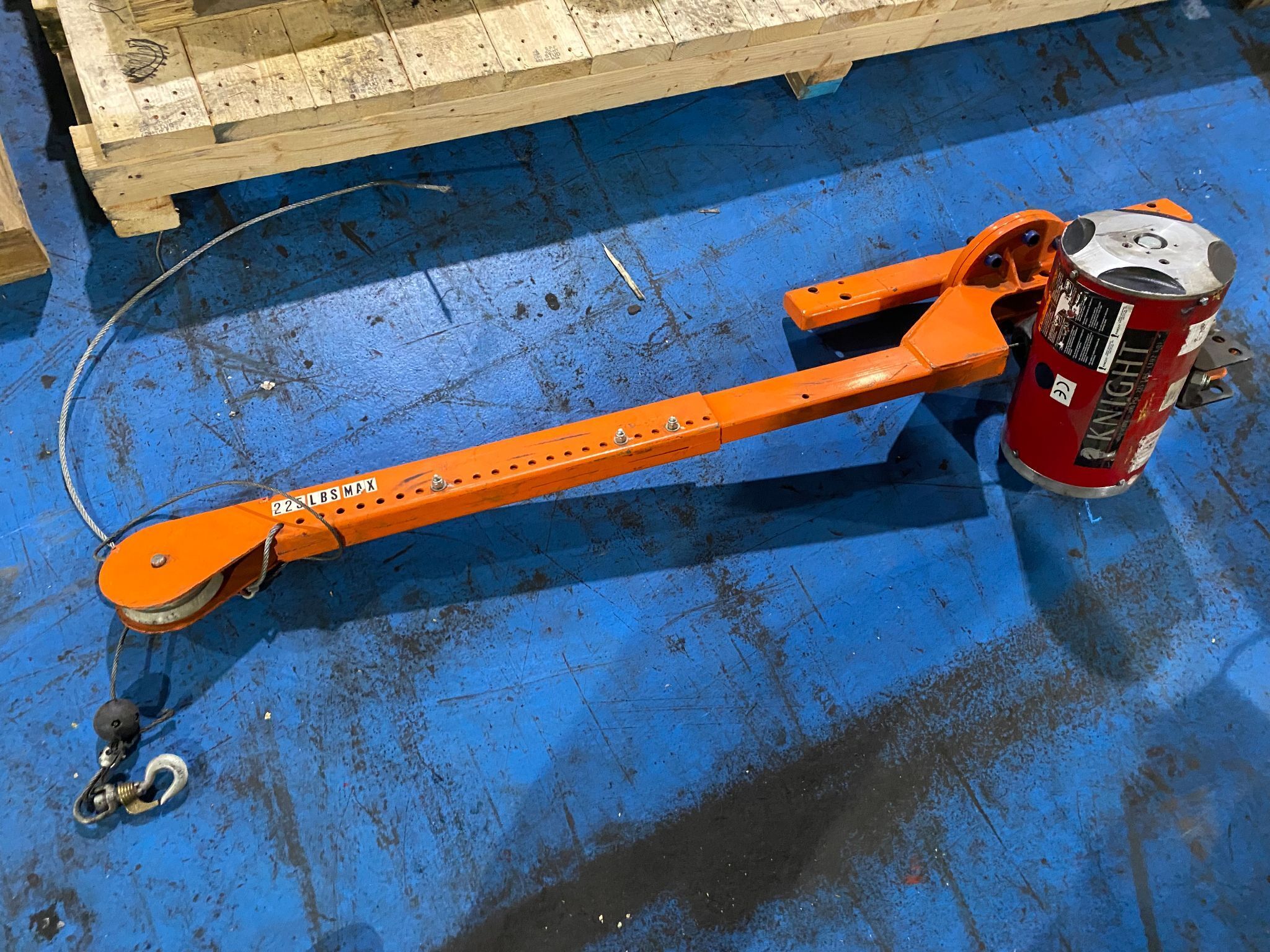 KNIGHT - KBA225-023 Tool Balancer w/ Extended Arm USED 0