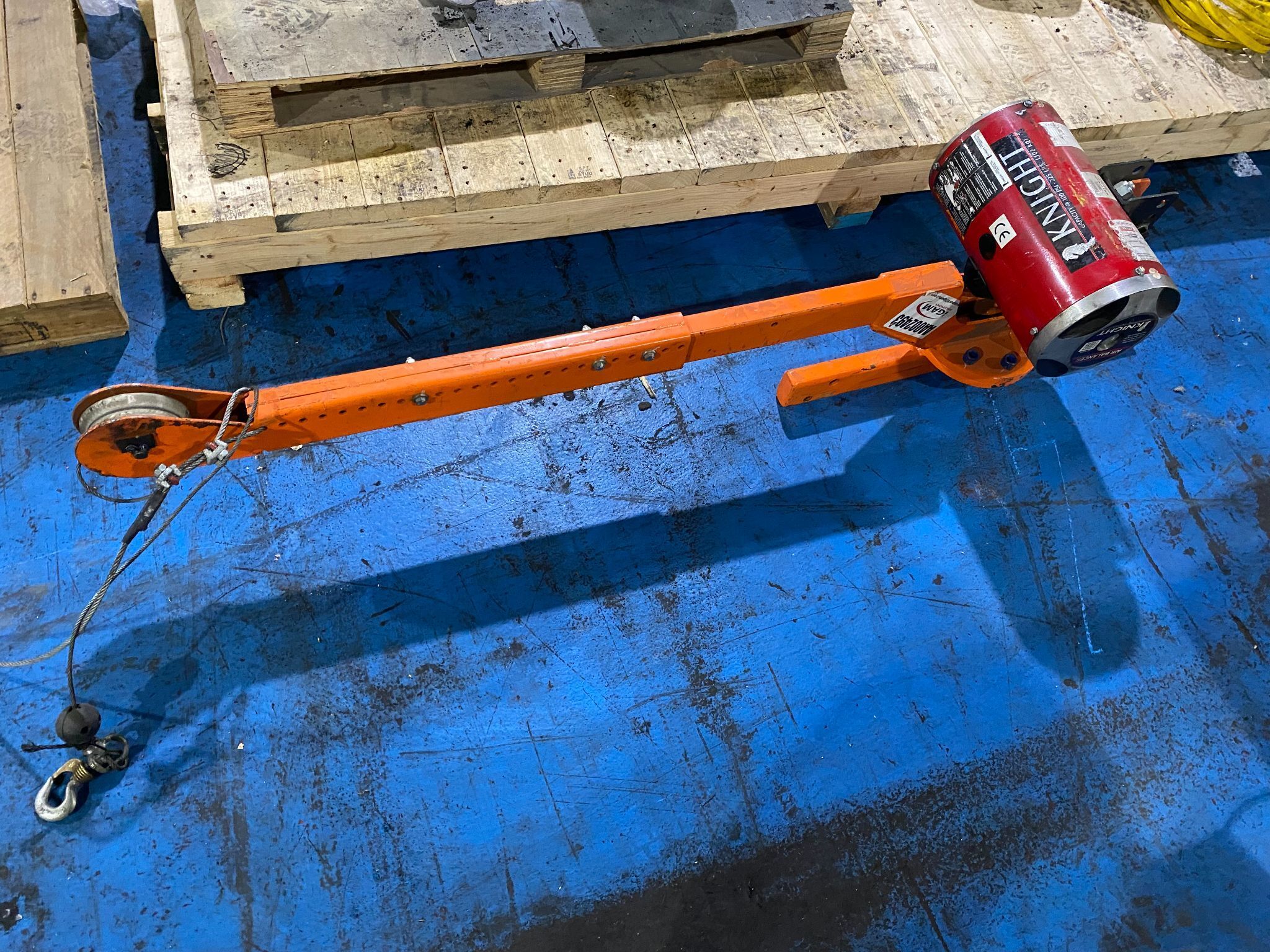 KNIGHT - KBA225-023 Tool Balancer w/ Extended Arm USED 1