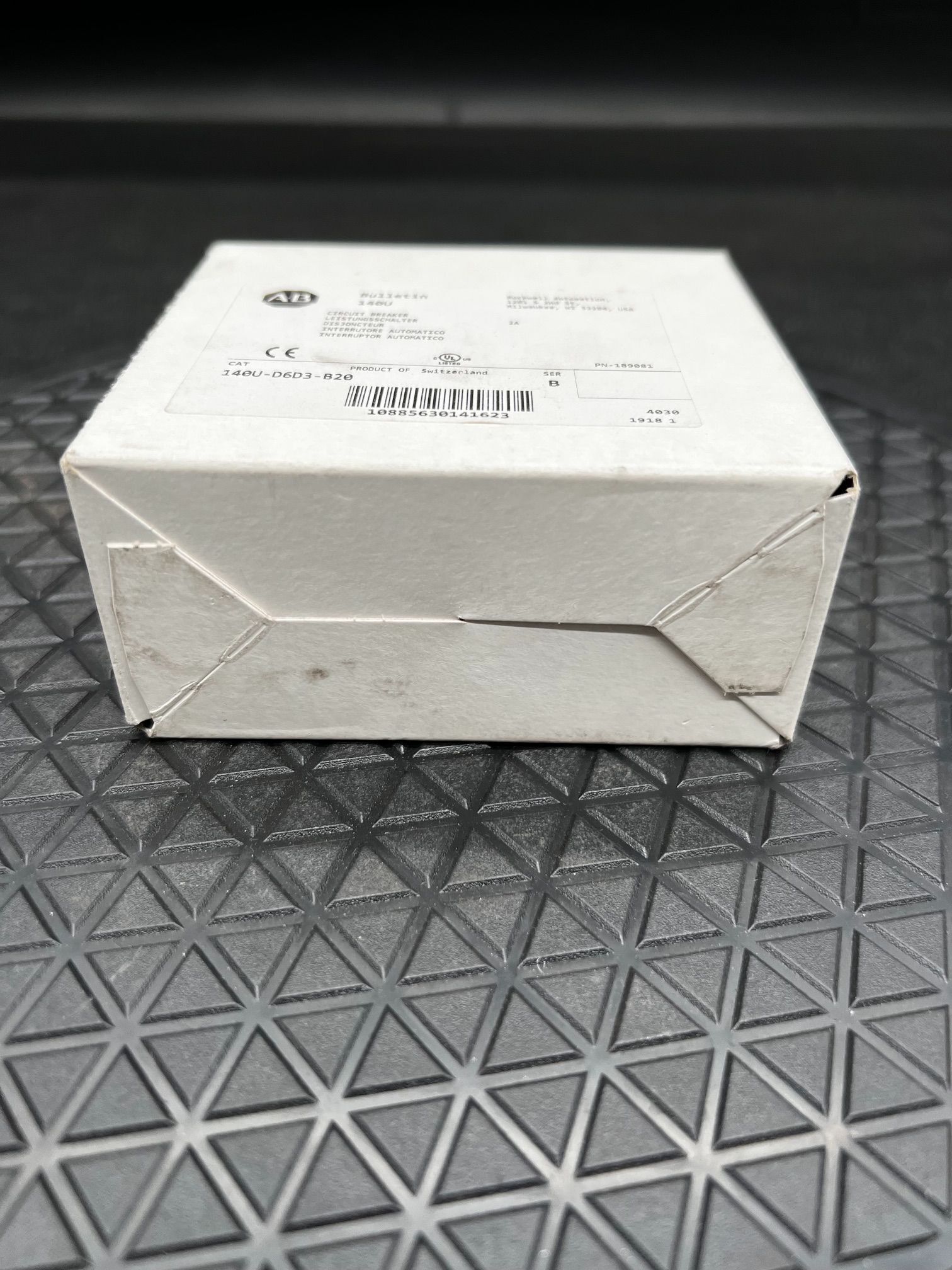 ALLEN-BRADLEY 140U-D6D3-B20 Molded Case Circuit Breaker 20A 3-Pole NEW 1