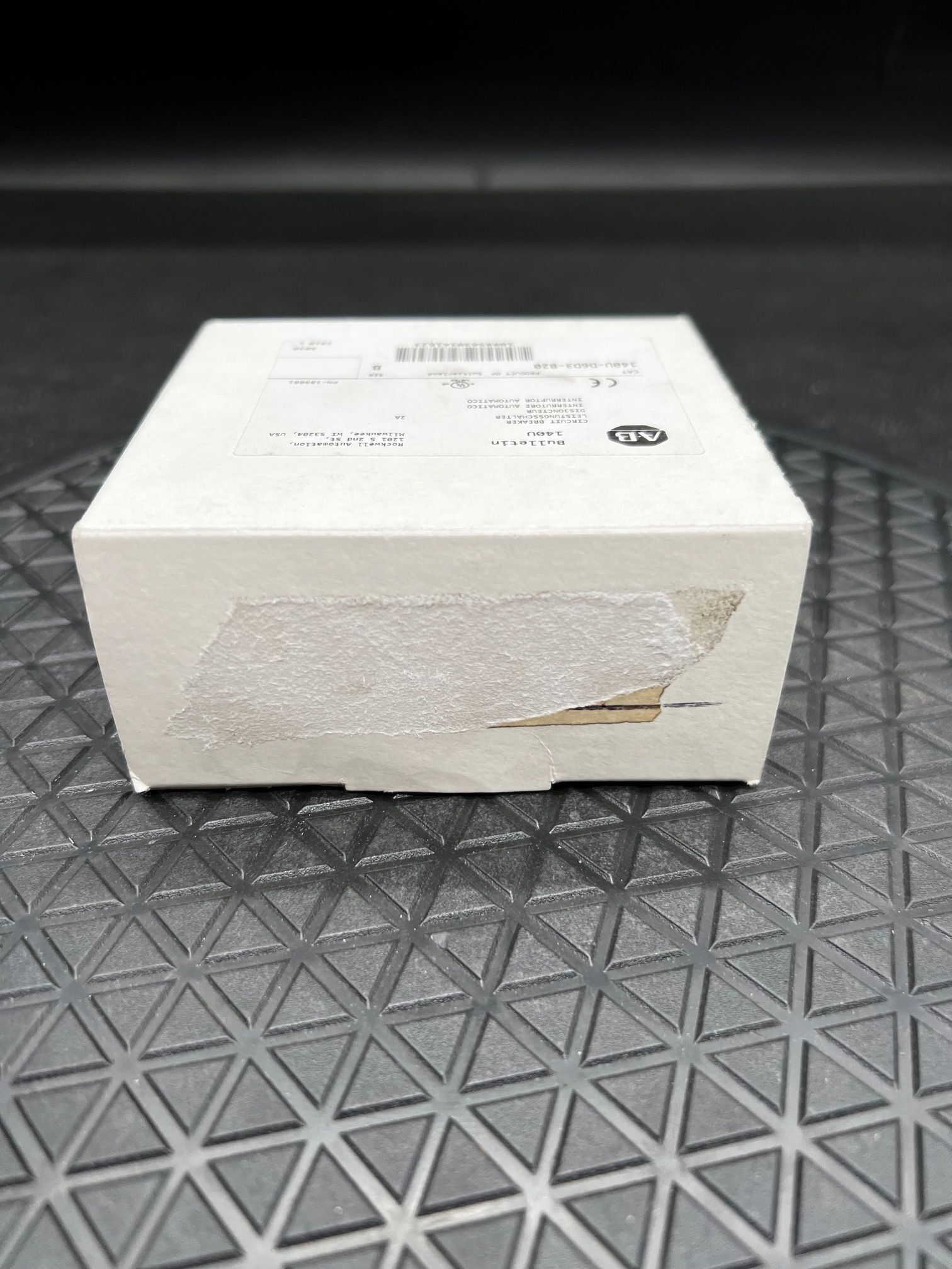 ALLEN-BRADLEY 140U-D6D3-B20 Molded Case Circuit Breaker 20A 3-Pole NEW 3