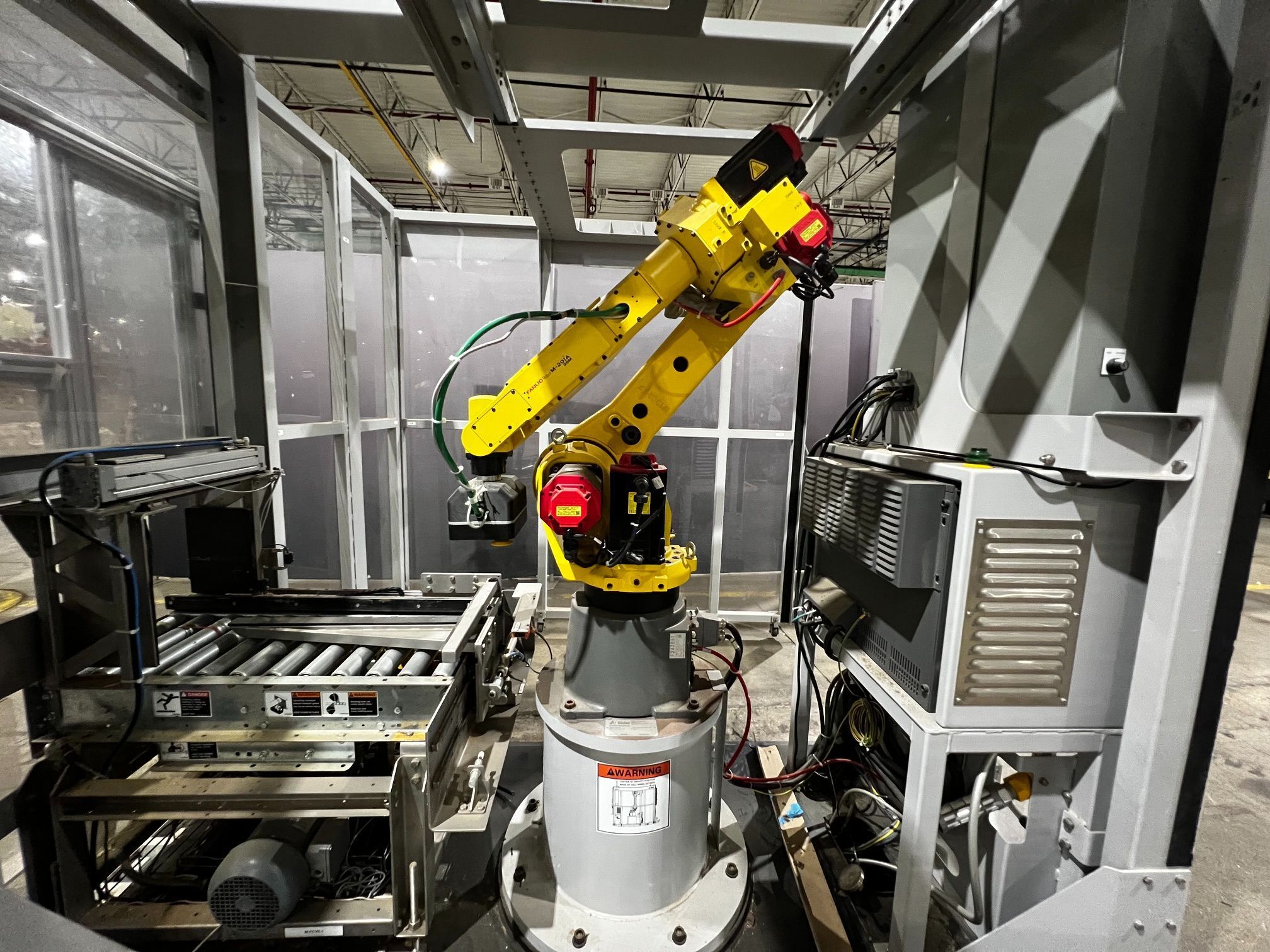 SIDEL PVLM35 Robotic Case Palletizer with FANUC M-20iA/35M Complete USED 9